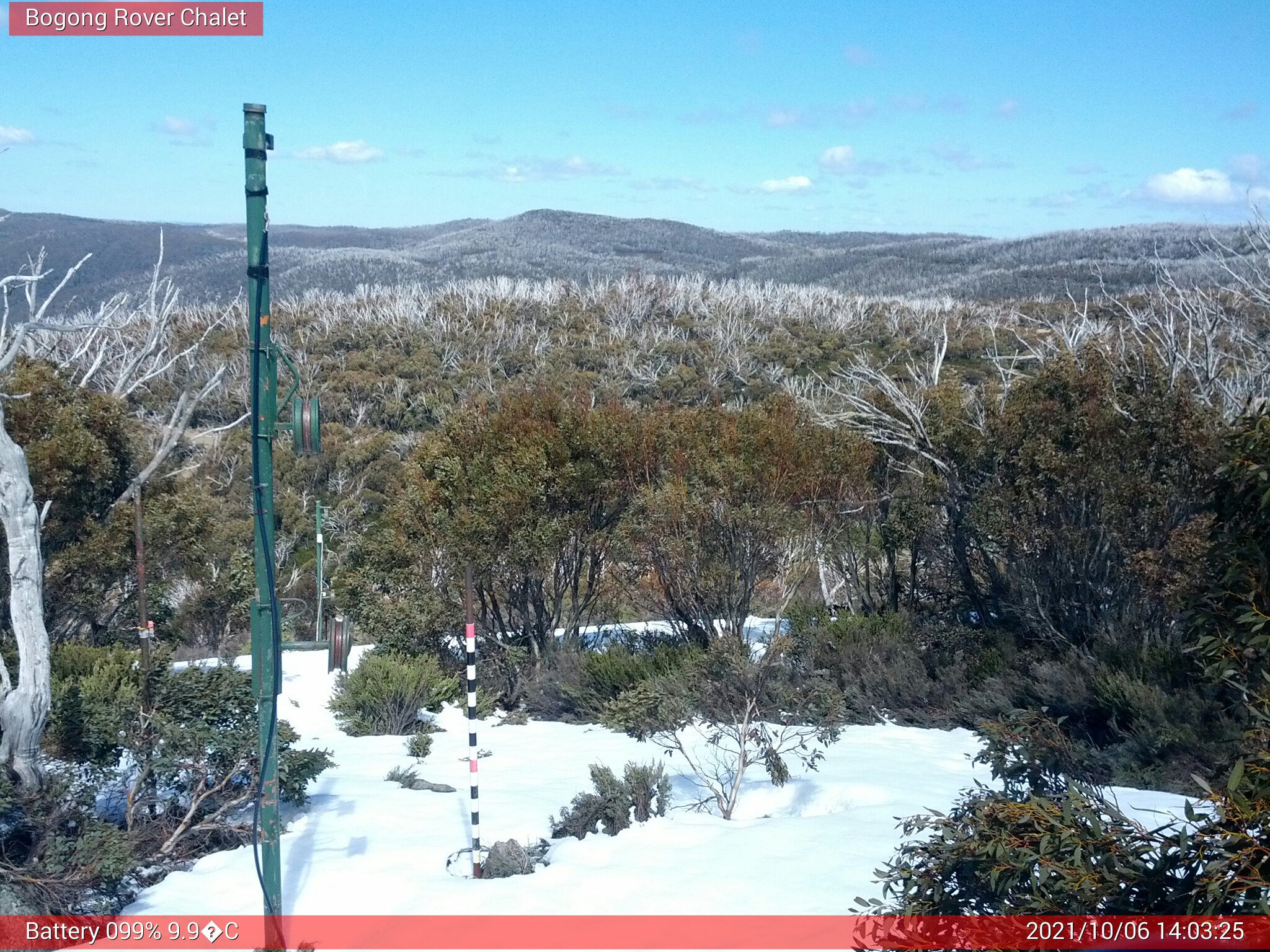 Bogong Web Cam 2:03pm Wednesday 6th of October 2021