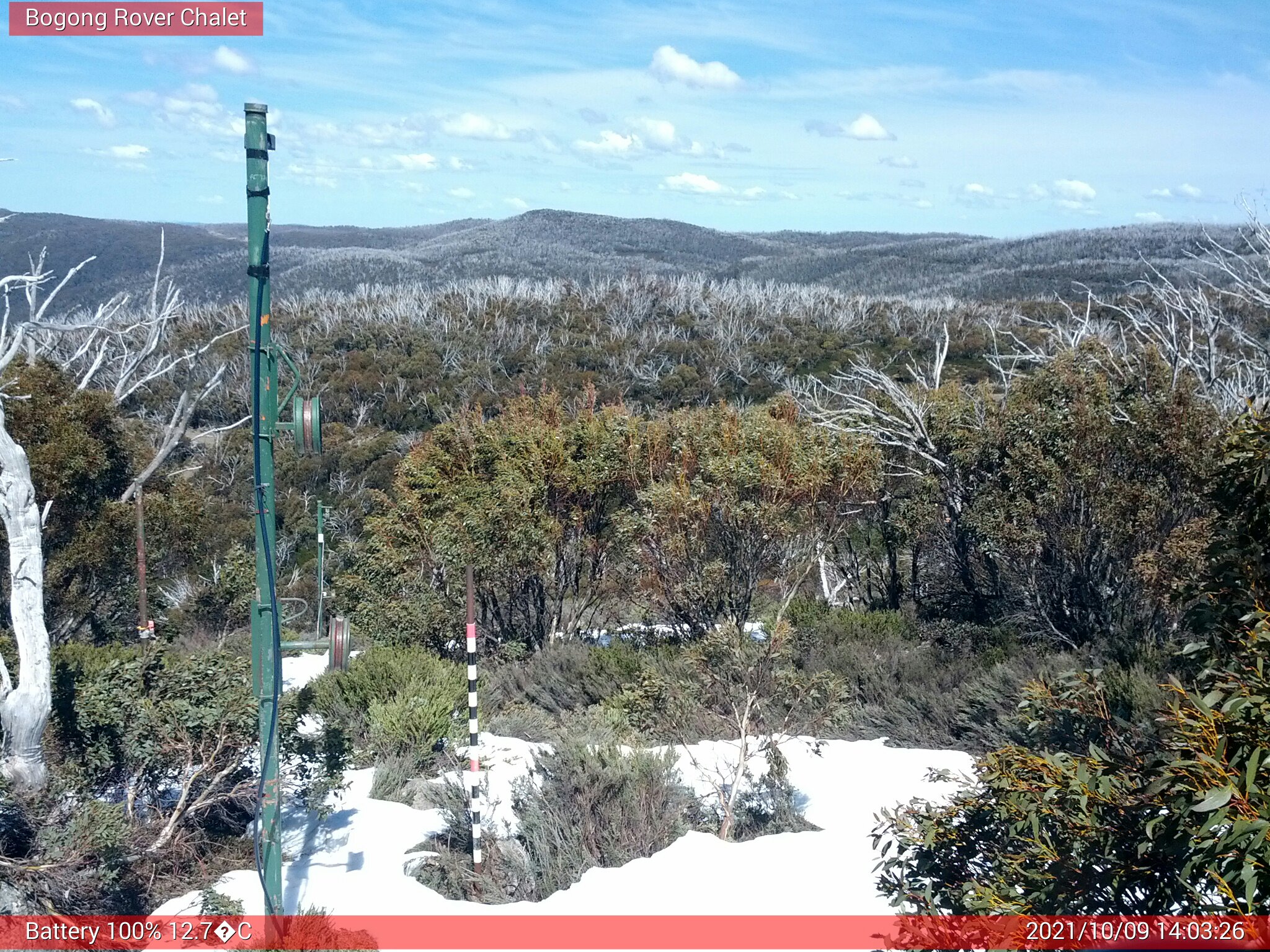 Bogong Web Cam 2:03pm Saturday 9th of October 2021