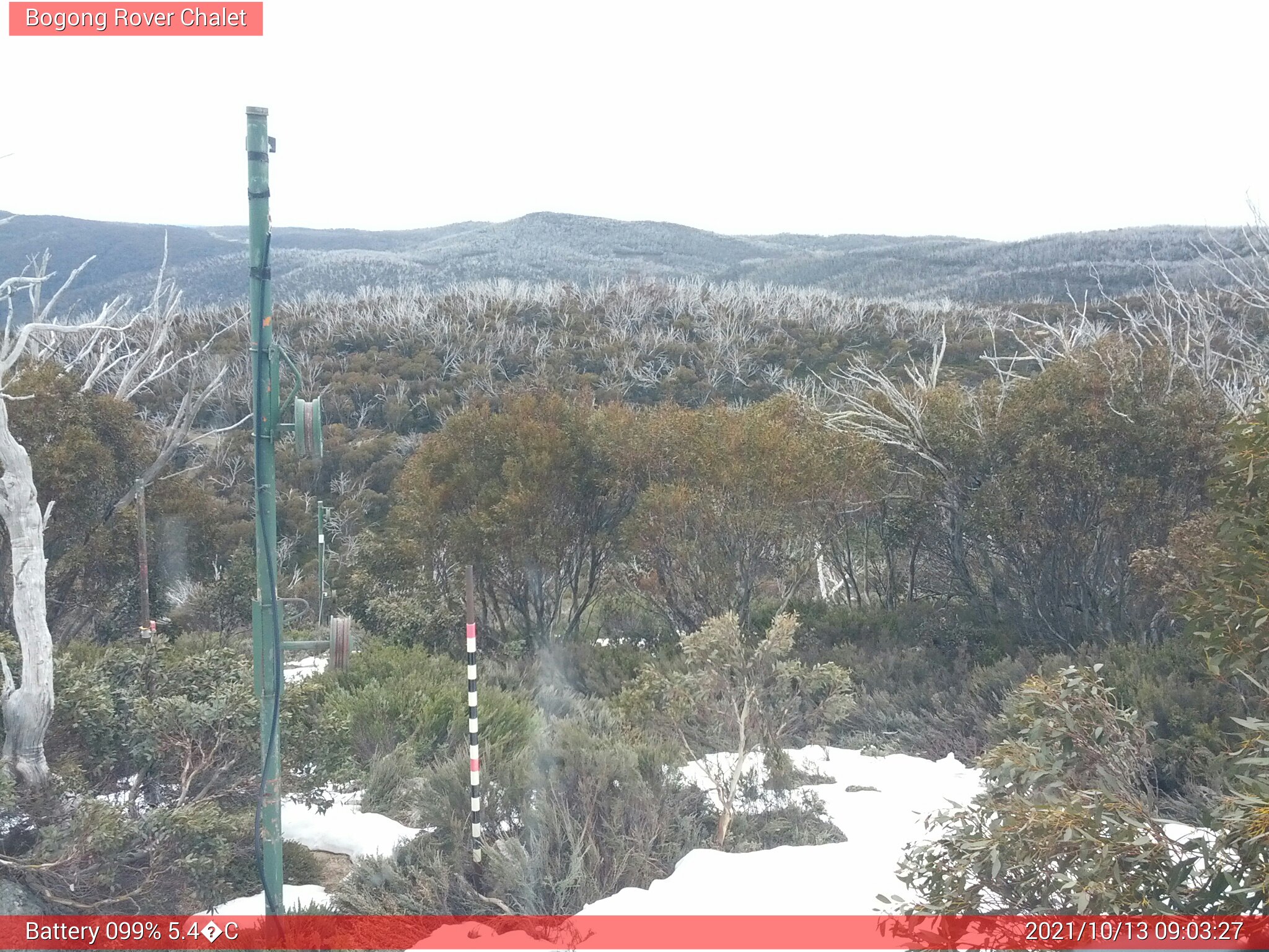 Bogong Web Cam 9:03am Wednesday 13th of October 2021