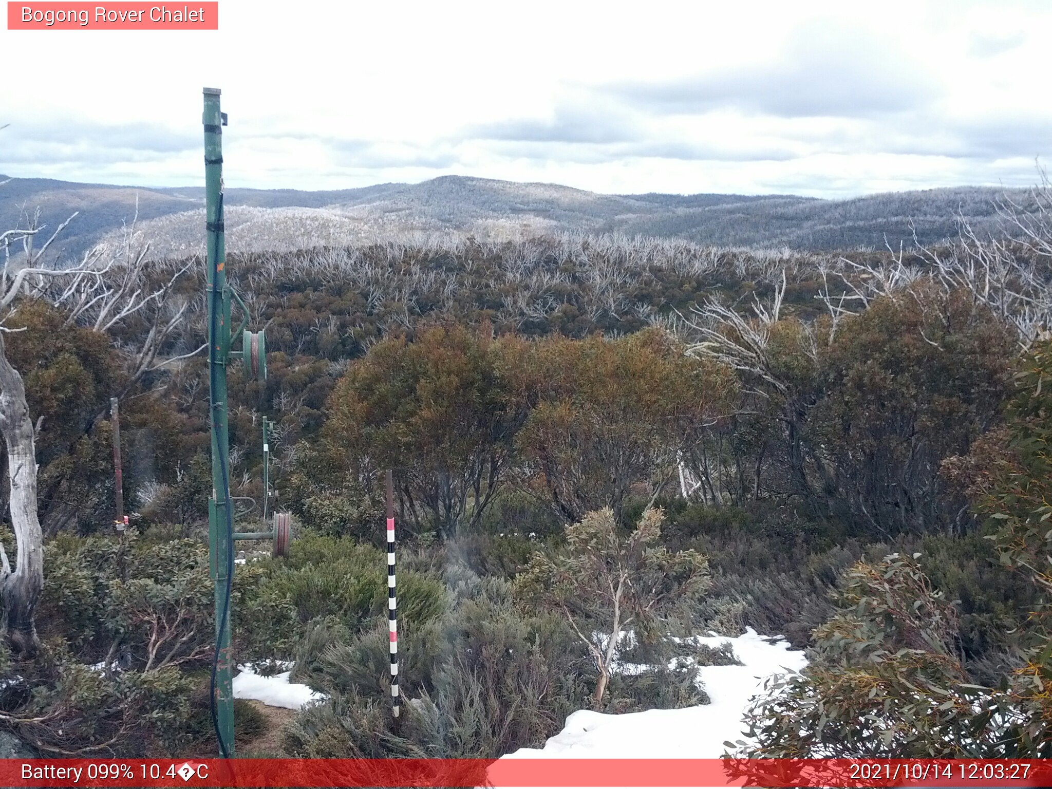 Bogong Web Cam 12:03pm Thursday 14th of October 2021