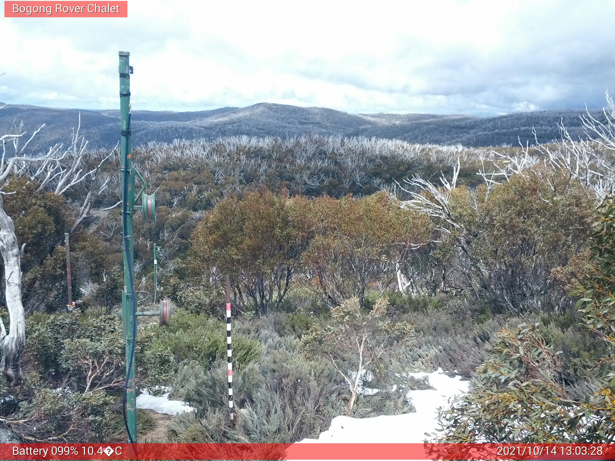 Bogong Web Cam 1:03pm Thursday 14th of October 2021