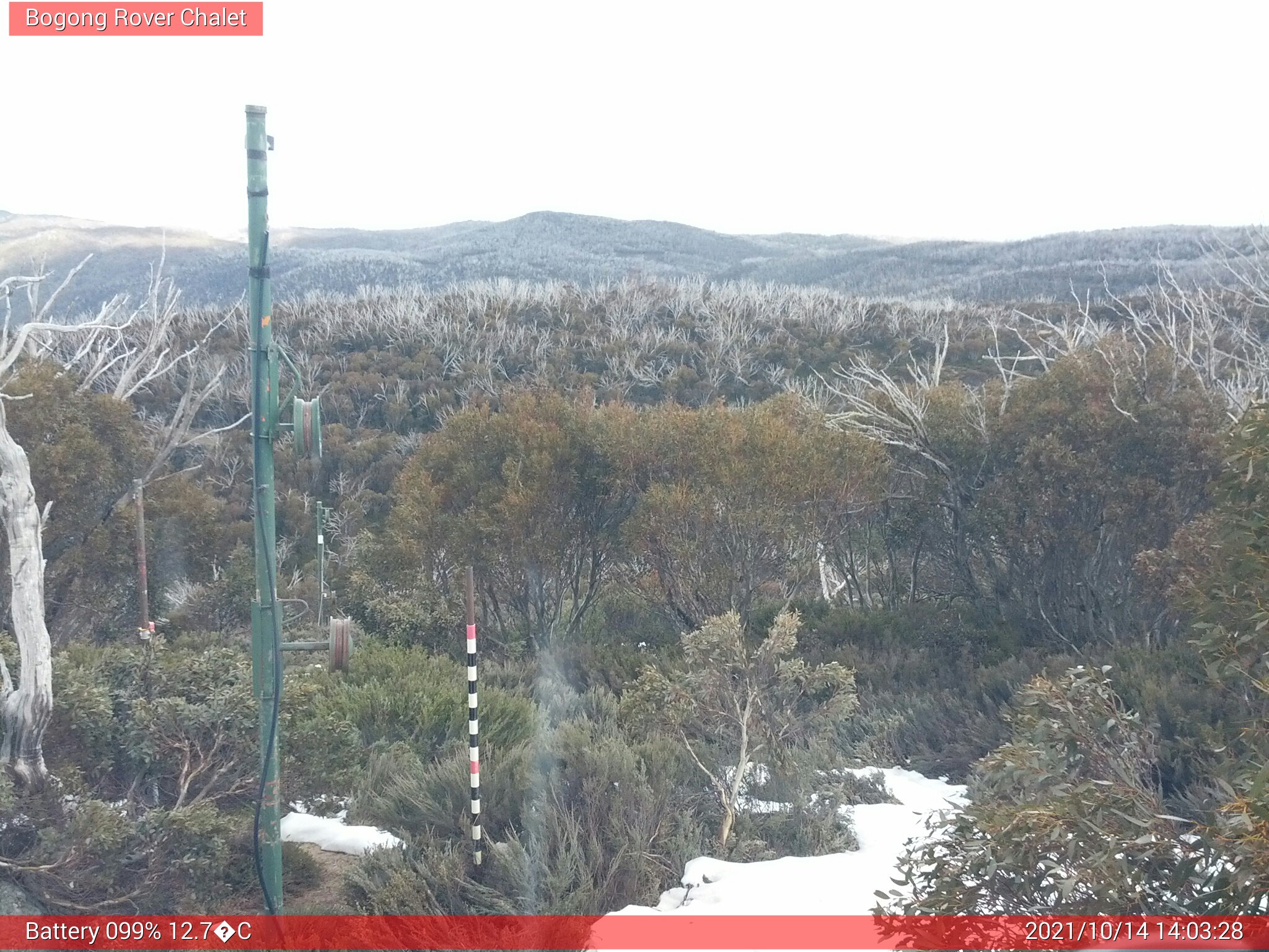 Bogong Web Cam 2:03pm Thursday 14th of October 2021