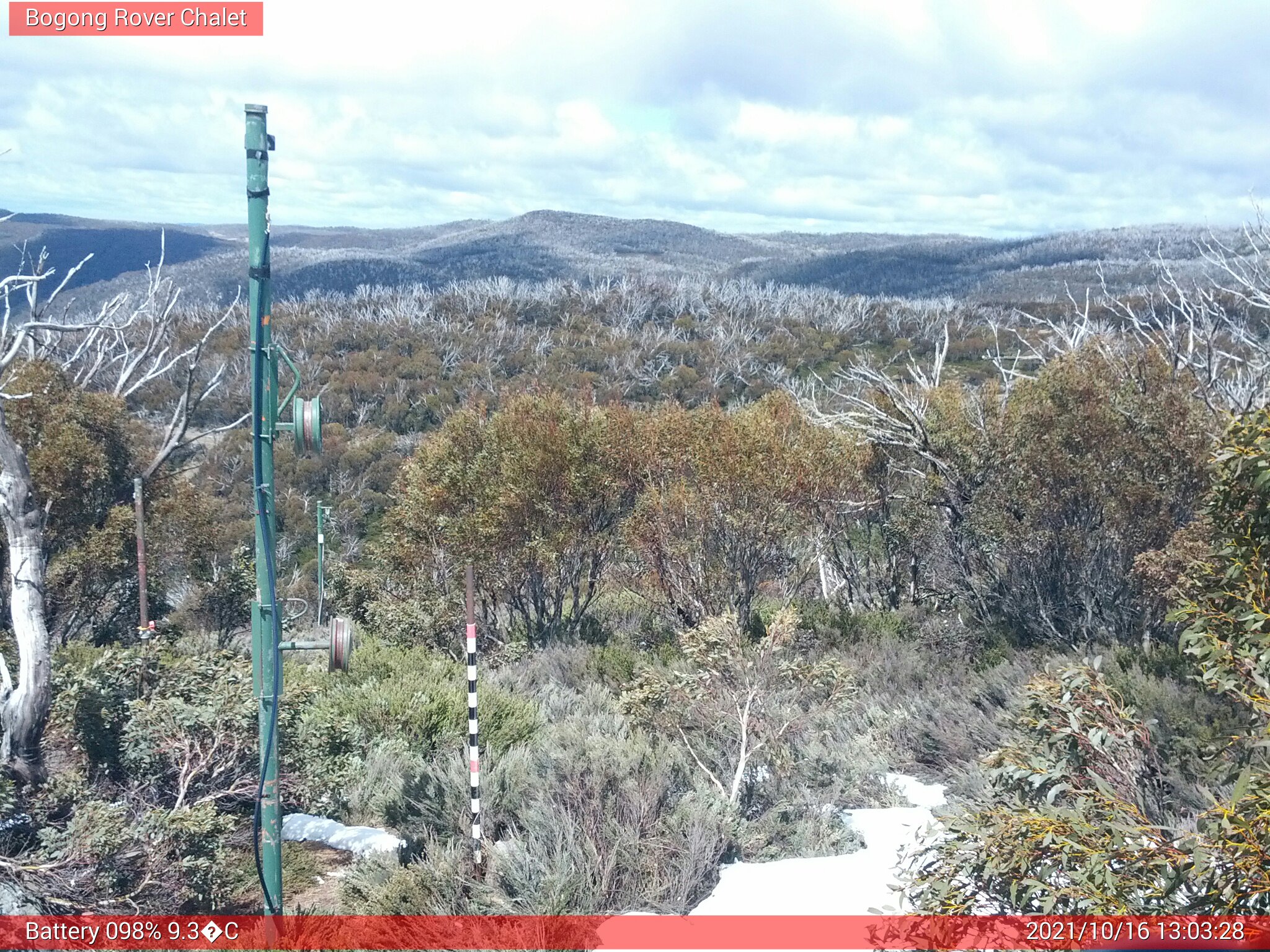 Bogong Web Cam 1:03pm Saturday 16th of October 2021