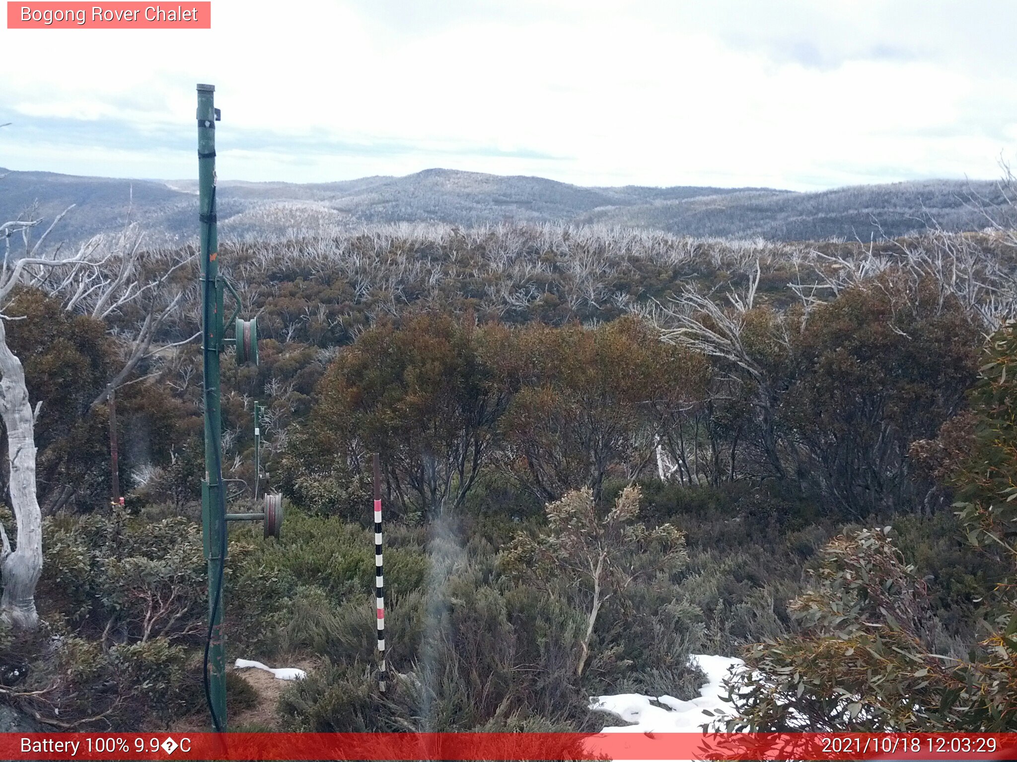 Bogong Web Cam 12:03pm Monday 18th of October 2021