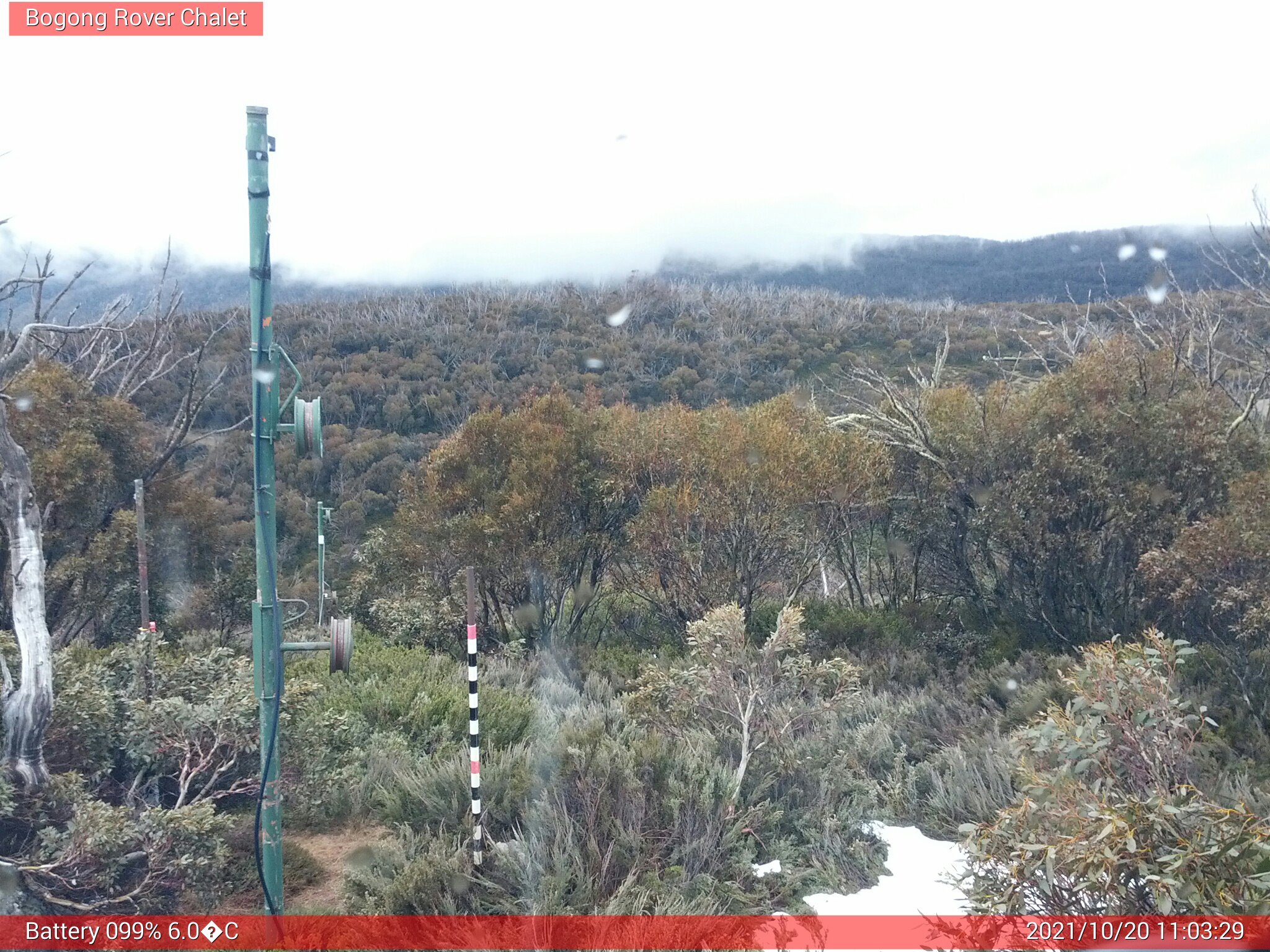 Bogong Web Cam 11:03am Wednesday 20th of October 2021