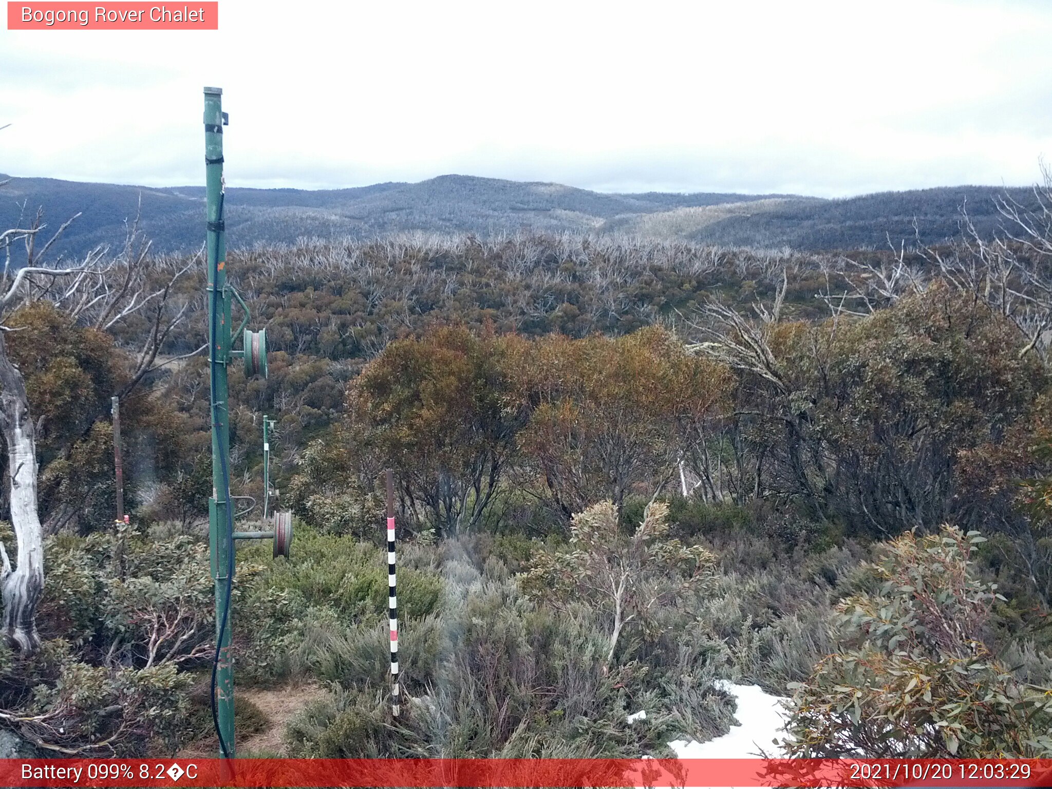 Bogong Web Cam 12:03pm Wednesday 20th of October 2021