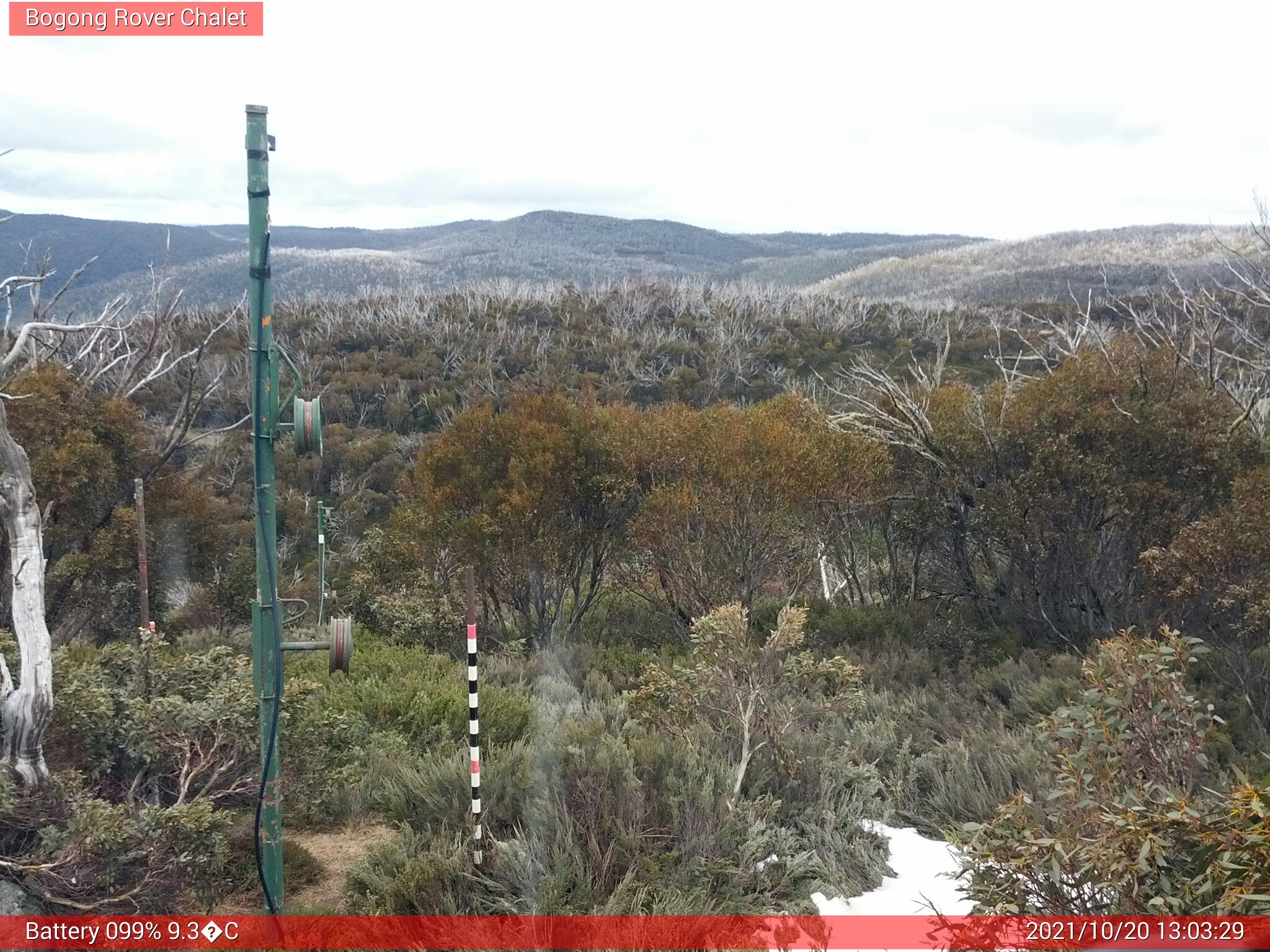 Bogong Web Cam 1:03pm Wednesday 20th of October 2021