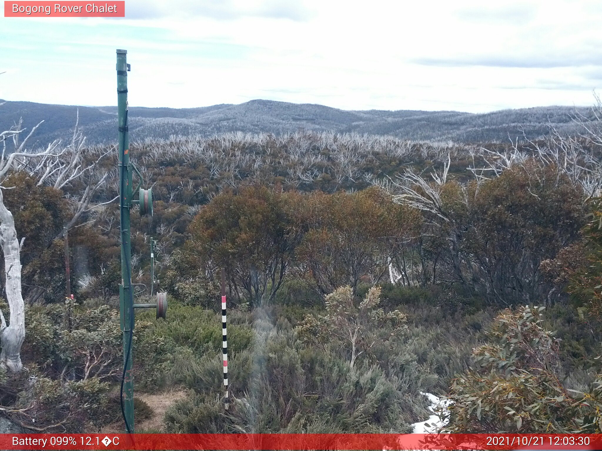 Bogong Web Cam 12:03pm Thursday 21st of October 2021