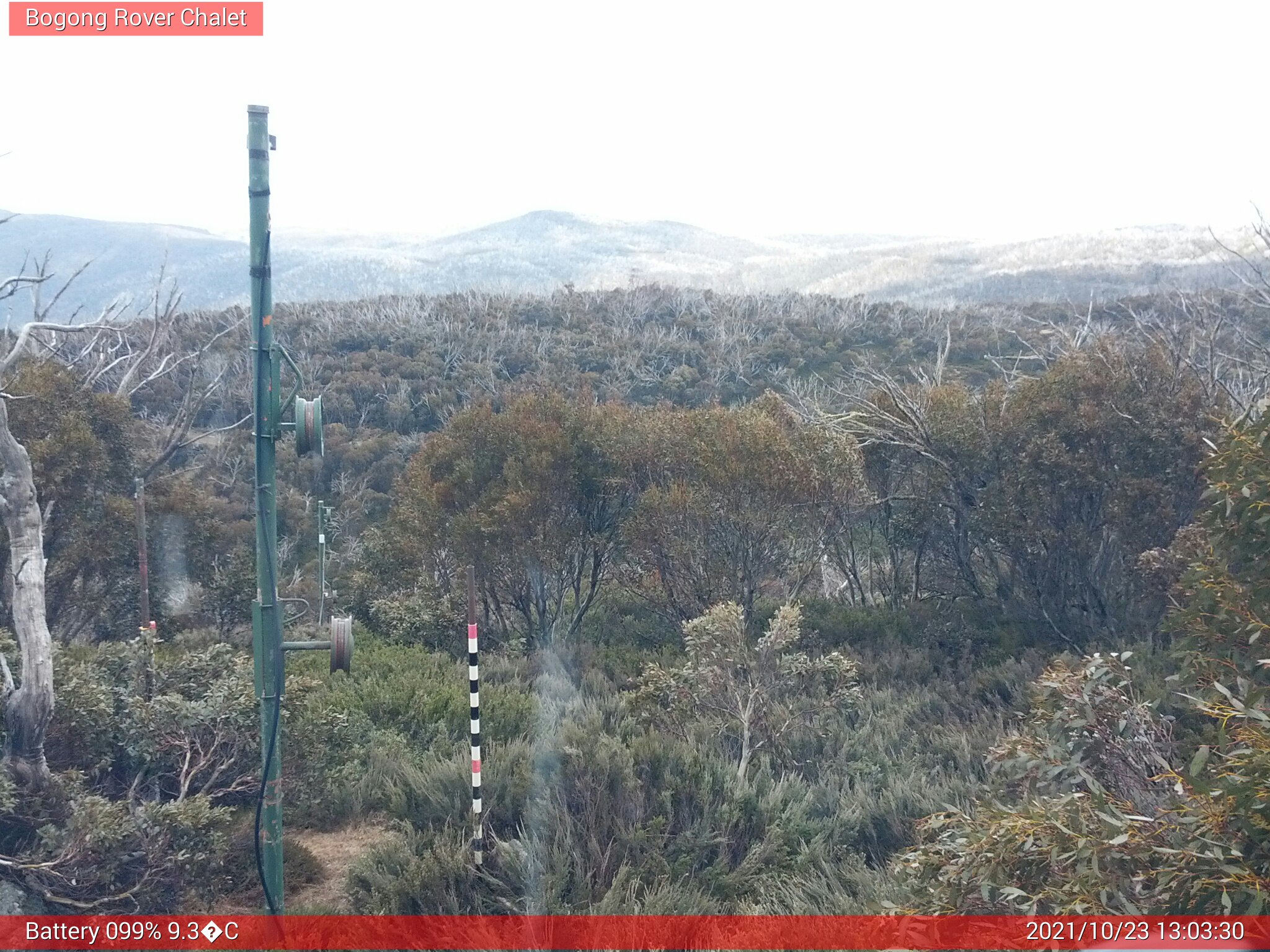 Bogong Web Cam 1:03pm Saturday 23rd of October 2021