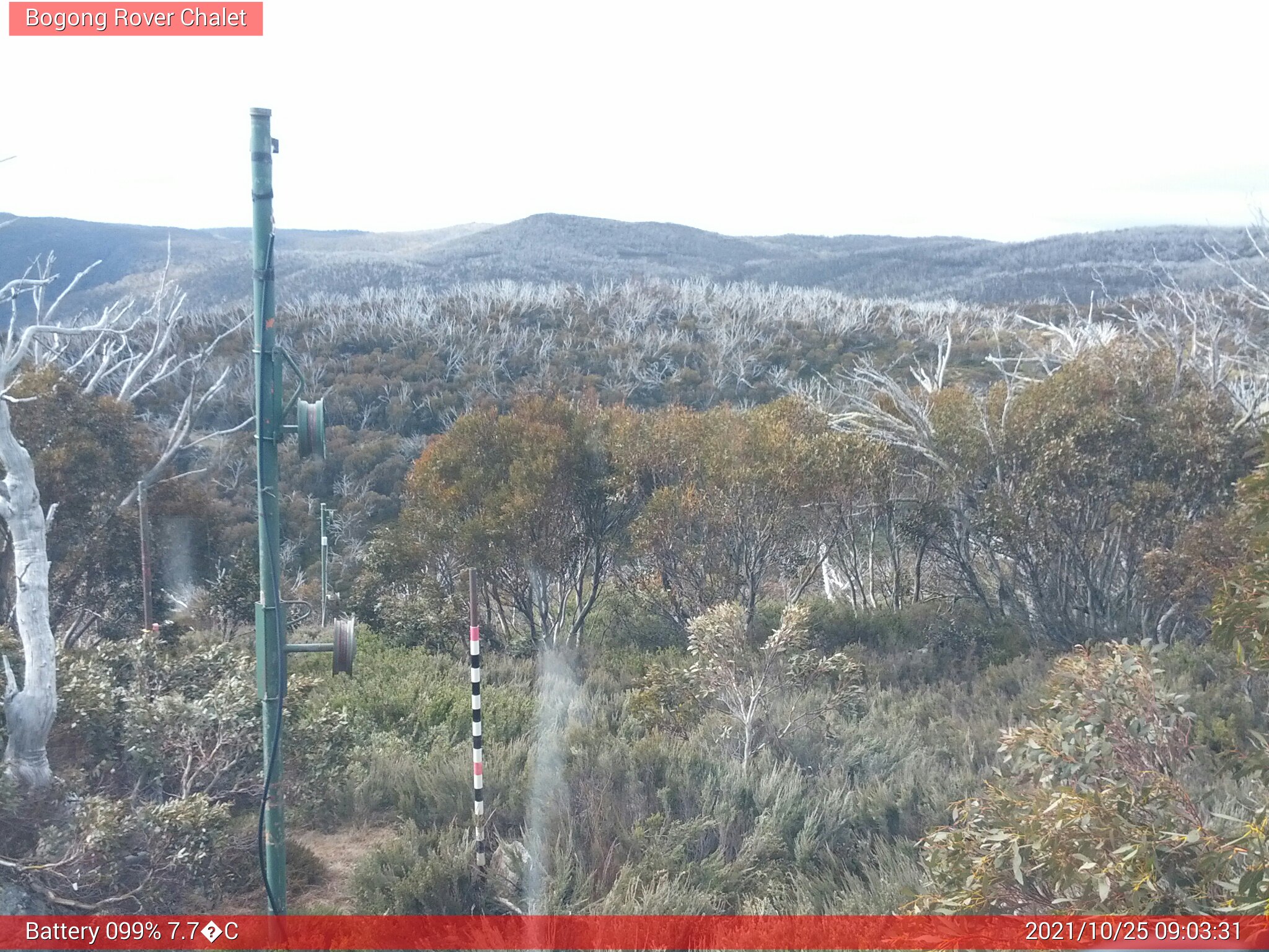 Bogong Web Cam 9:03am Monday 25th of October 2021