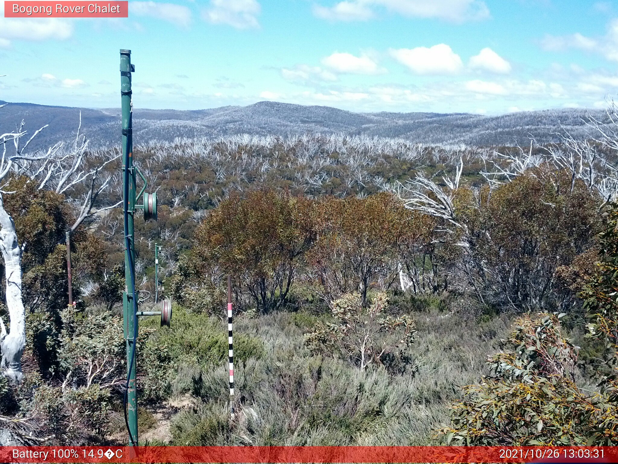 Bogong Web Cam 1:03pm Tuesday 26th of October 2021