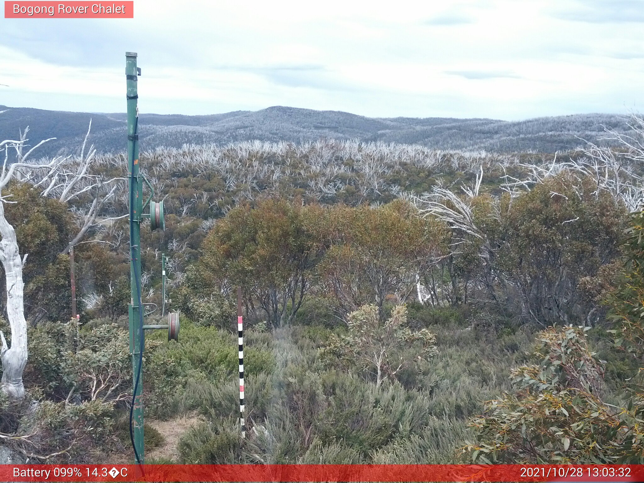 Bogong Web Cam 1:03pm Thursday 28th of October 2021