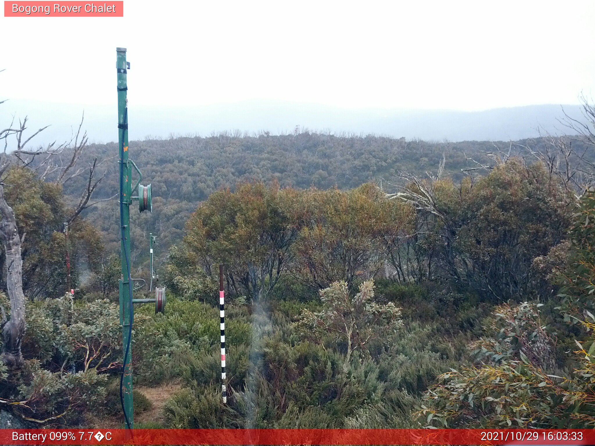 Bogong Web Cam 4:03pm Friday 29th of October 2021