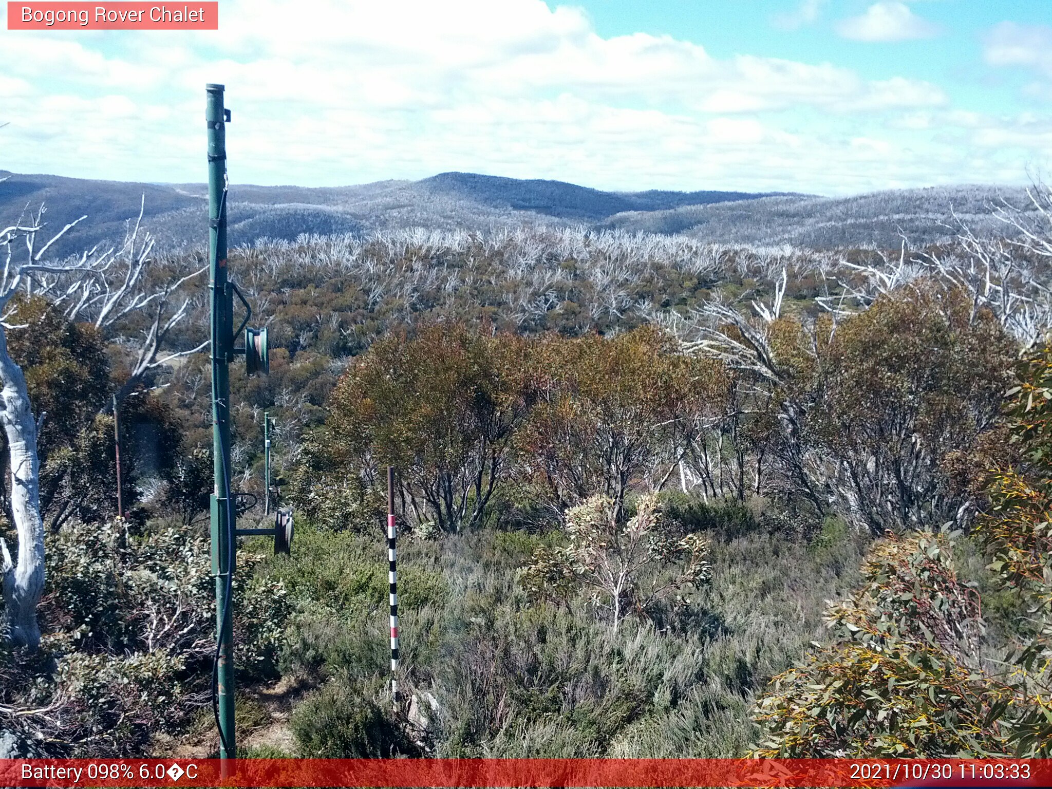 Bogong Web Cam 11:03am Saturday 30th of October 2021