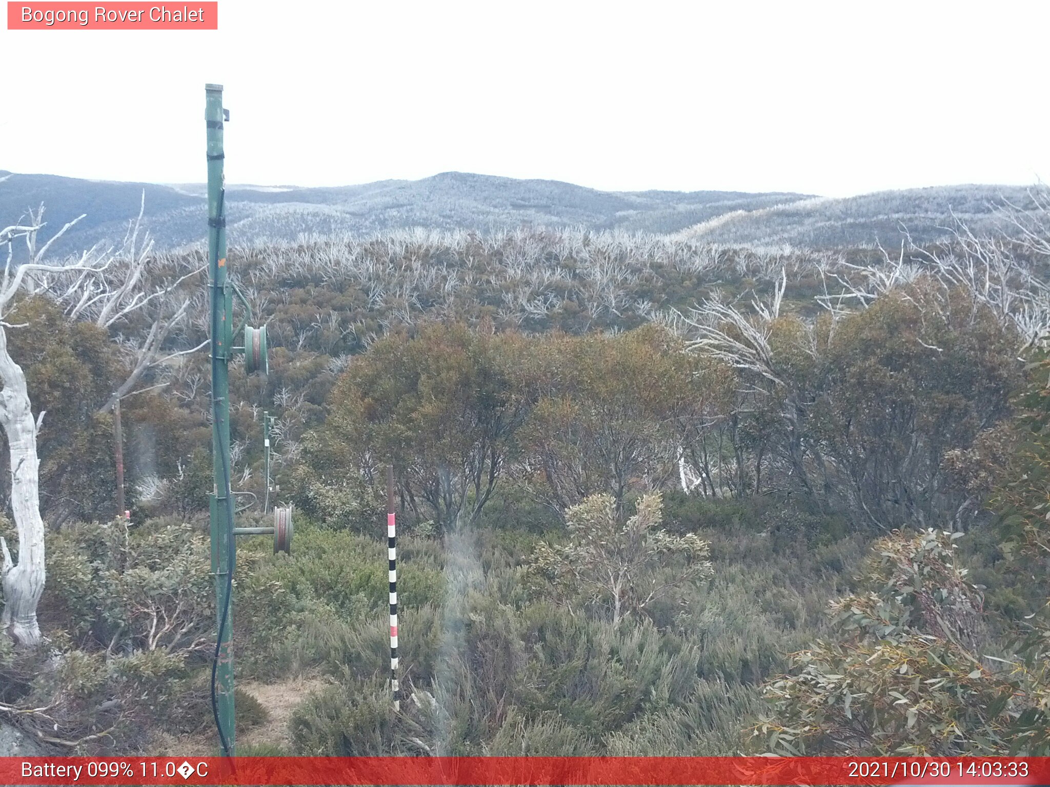 Bogong Web Cam 2:03pm Saturday 30th of October 2021