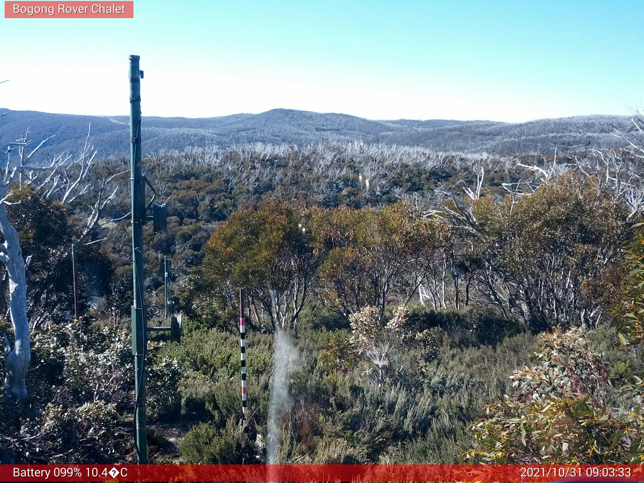 Bogong Web Cam 9:03am Sunday 31st of October 2021