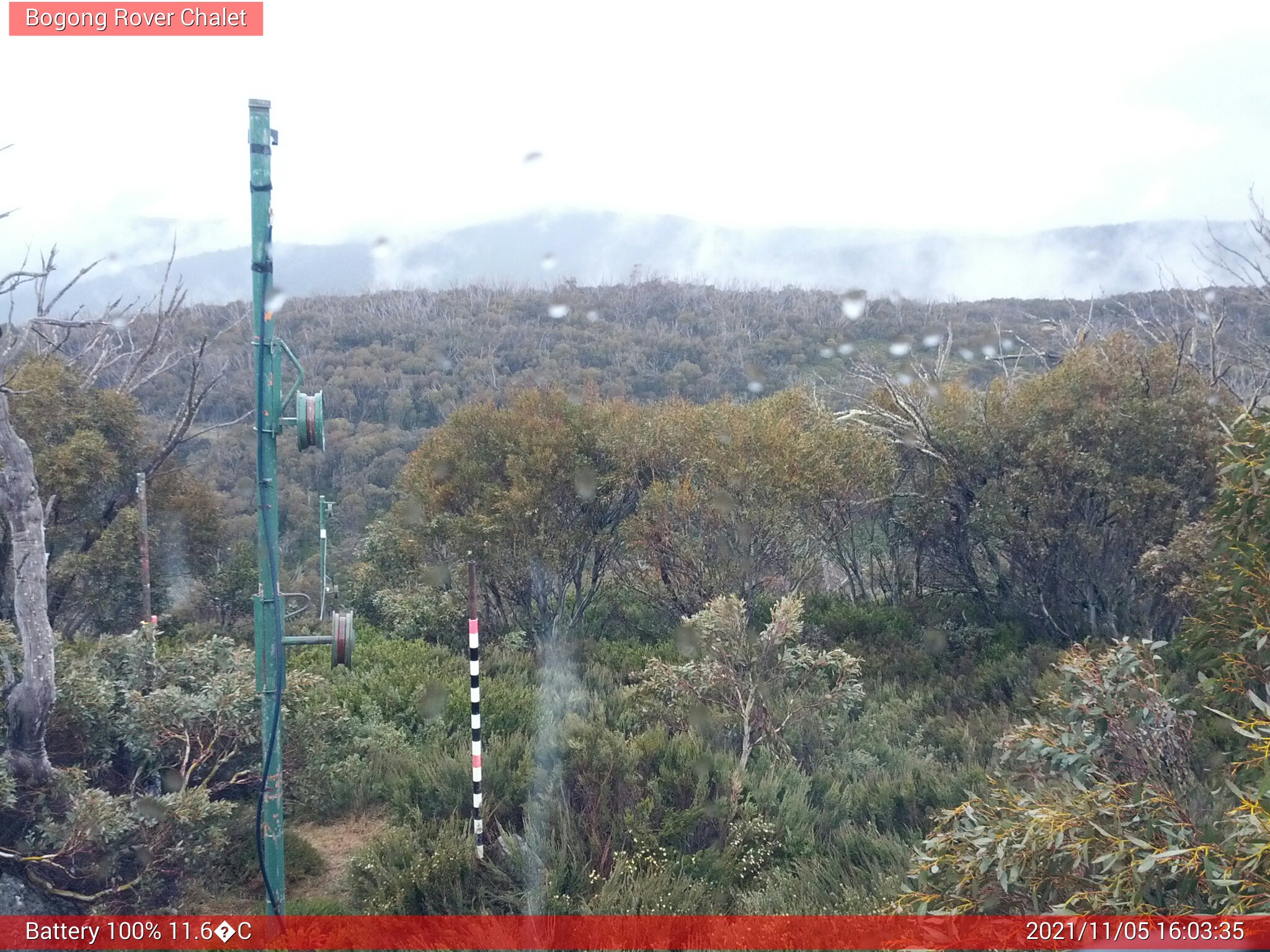 Bogong Web Cam 4:03pm Friday 5th of November 2021