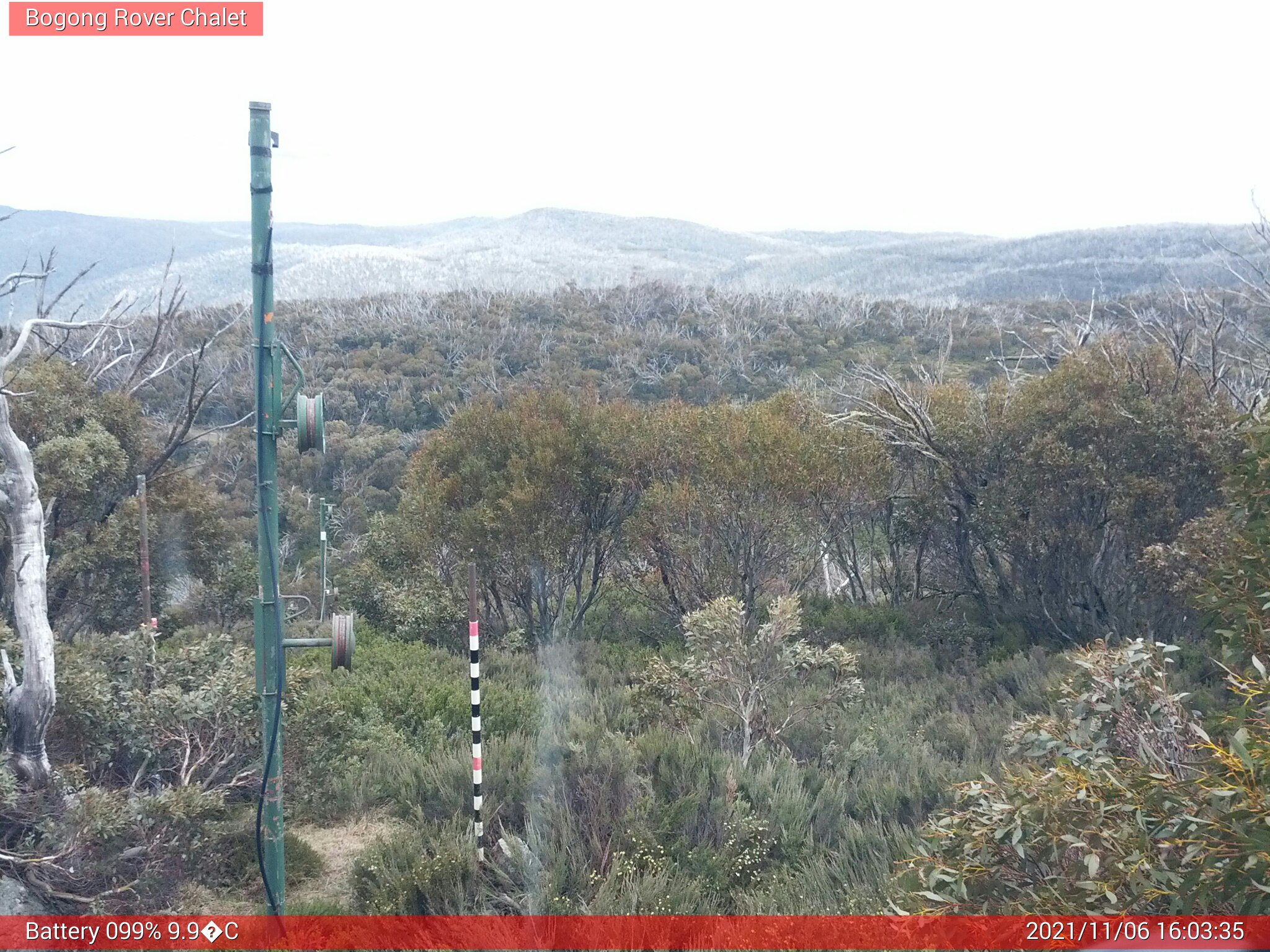 Bogong Web Cam 4:03pm Saturday 6th of November 2021