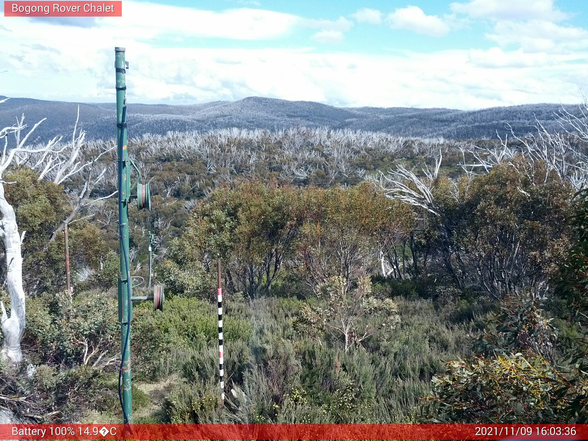 Bogong Web Cam 4:03pm Tuesday 9th of November 2021