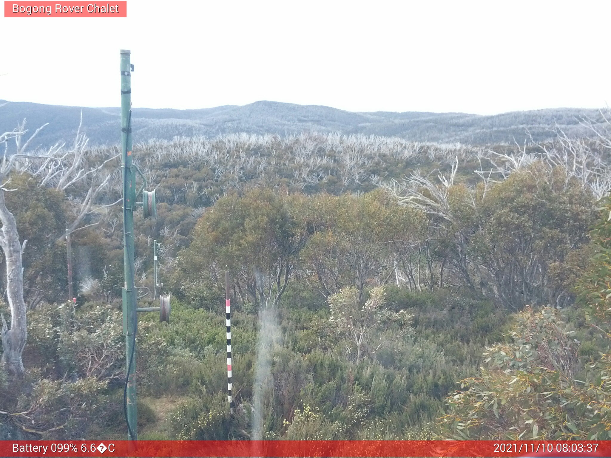 Bogong Web Cam 8:03am Wednesday 10th of November 2021