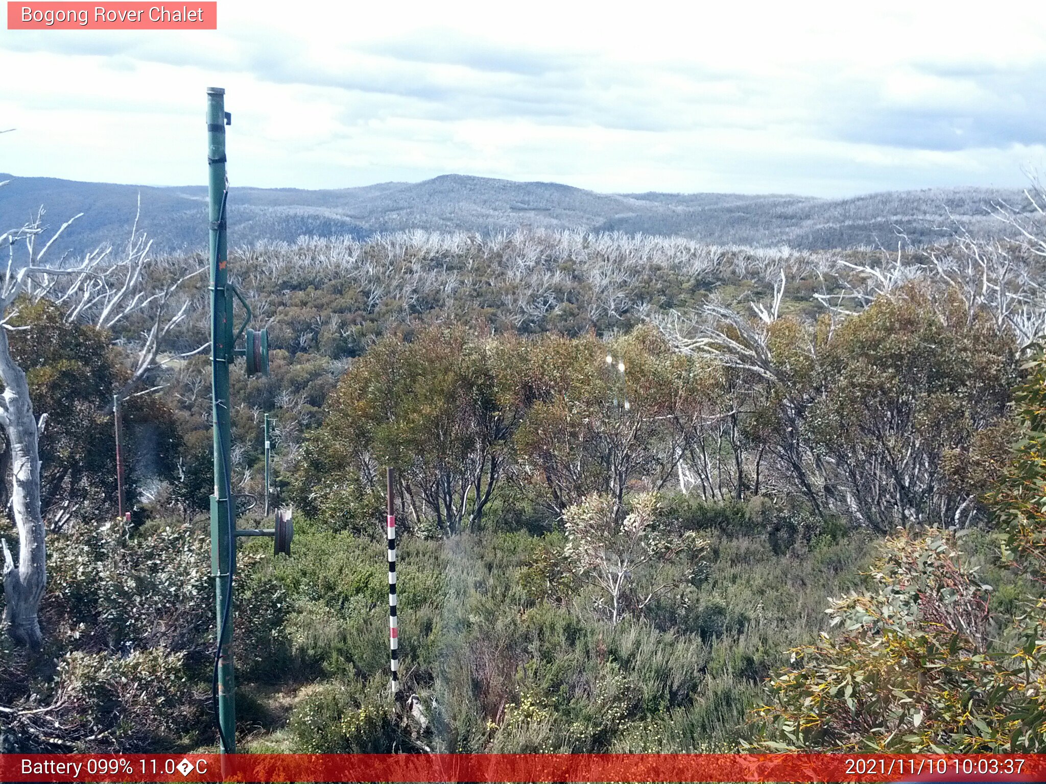 Bogong Web Cam 10:03am Wednesday 10th of November 2021