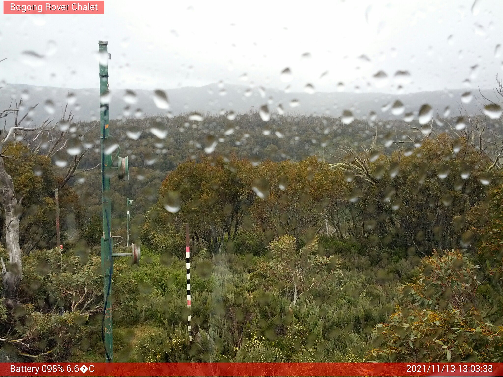 Bogong Web Cam 1:03pm Saturday 13th of November 2021