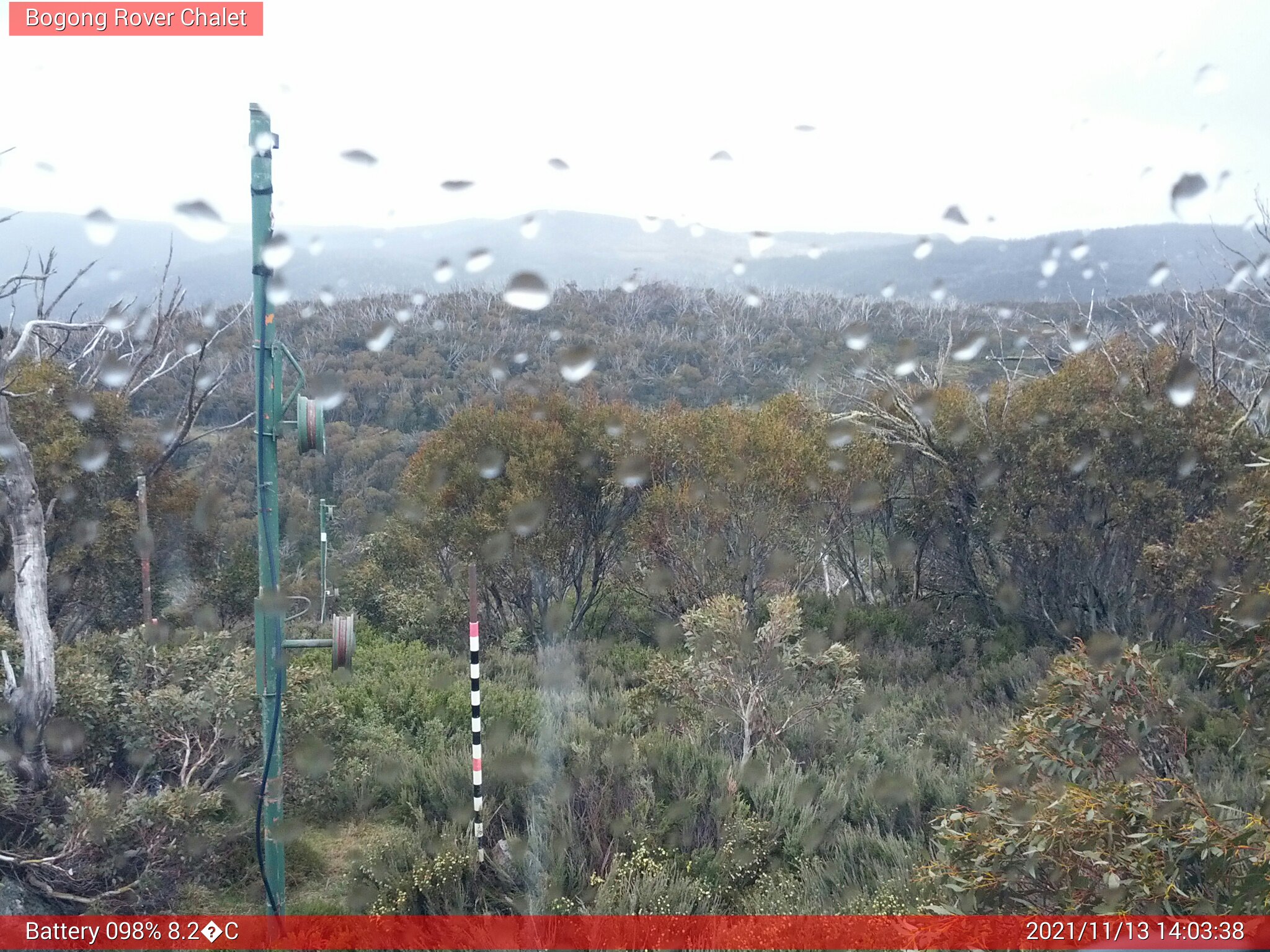 Bogong Web Cam 2:03pm Saturday 13th of November 2021