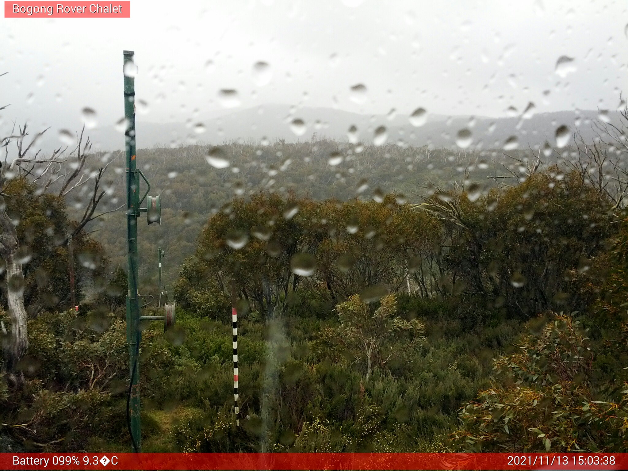 Bogong Web Cam 3:03pm Saturday 13th of November 2021