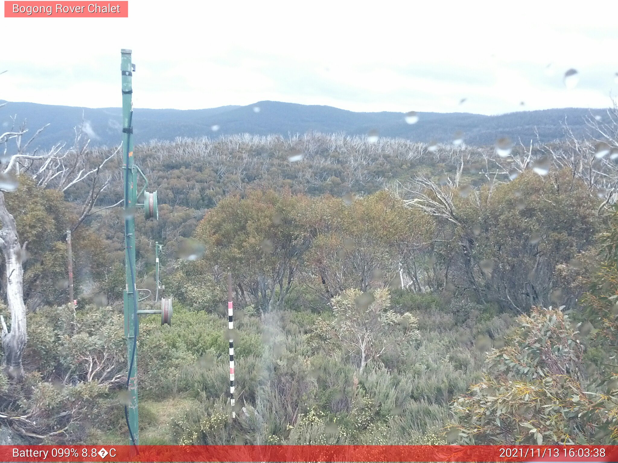 Bogong Web Cam 4:03pm Saturday 13th of November 2021