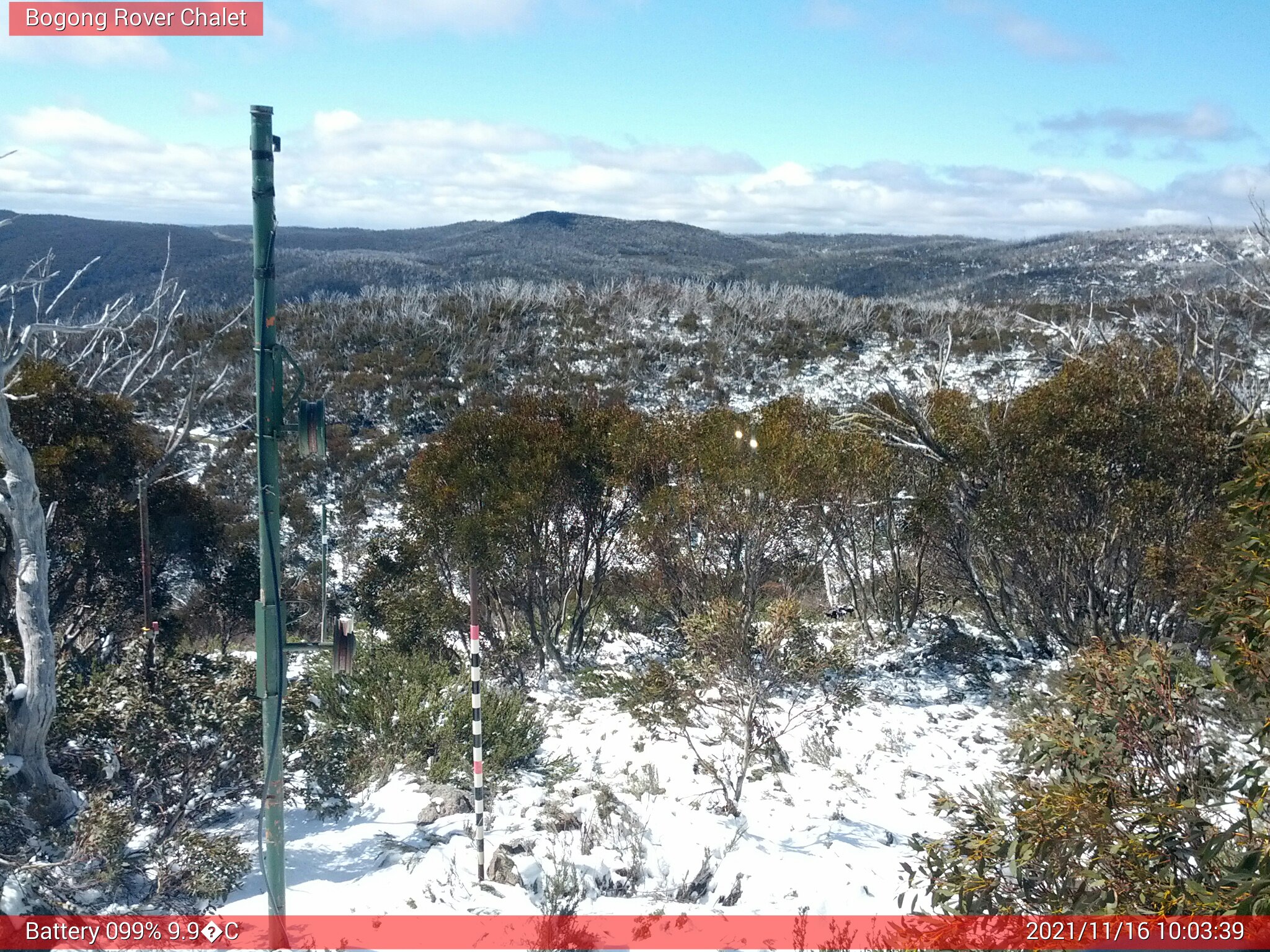 Bogong Web Cam 10:03am Tuesday 16th of November 2021