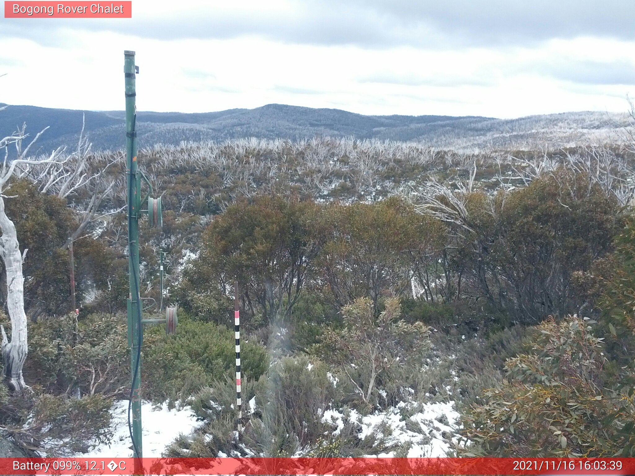 Bogong Web Cam 4:03pm Tuesday 16th of November 2021