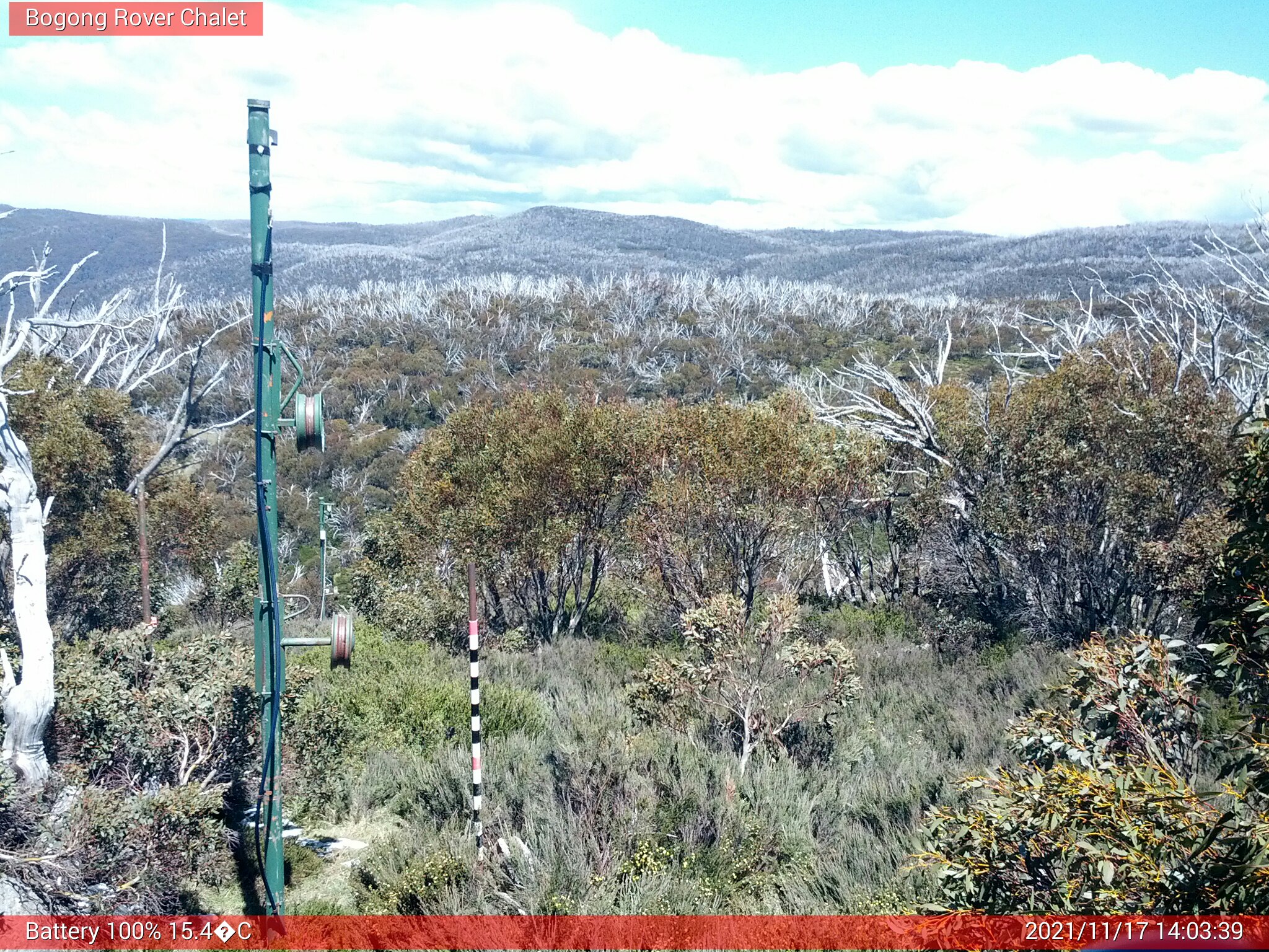 Bogong Web Cam 2:03pm Wednesday 17th of November 2021