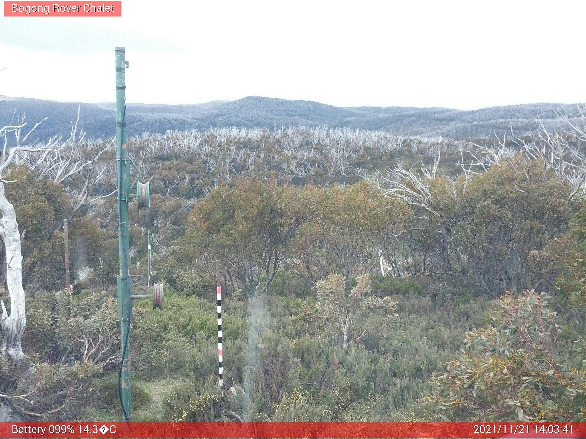 Bogong Web Cam 2:03pm Sunday 21st of November 2021