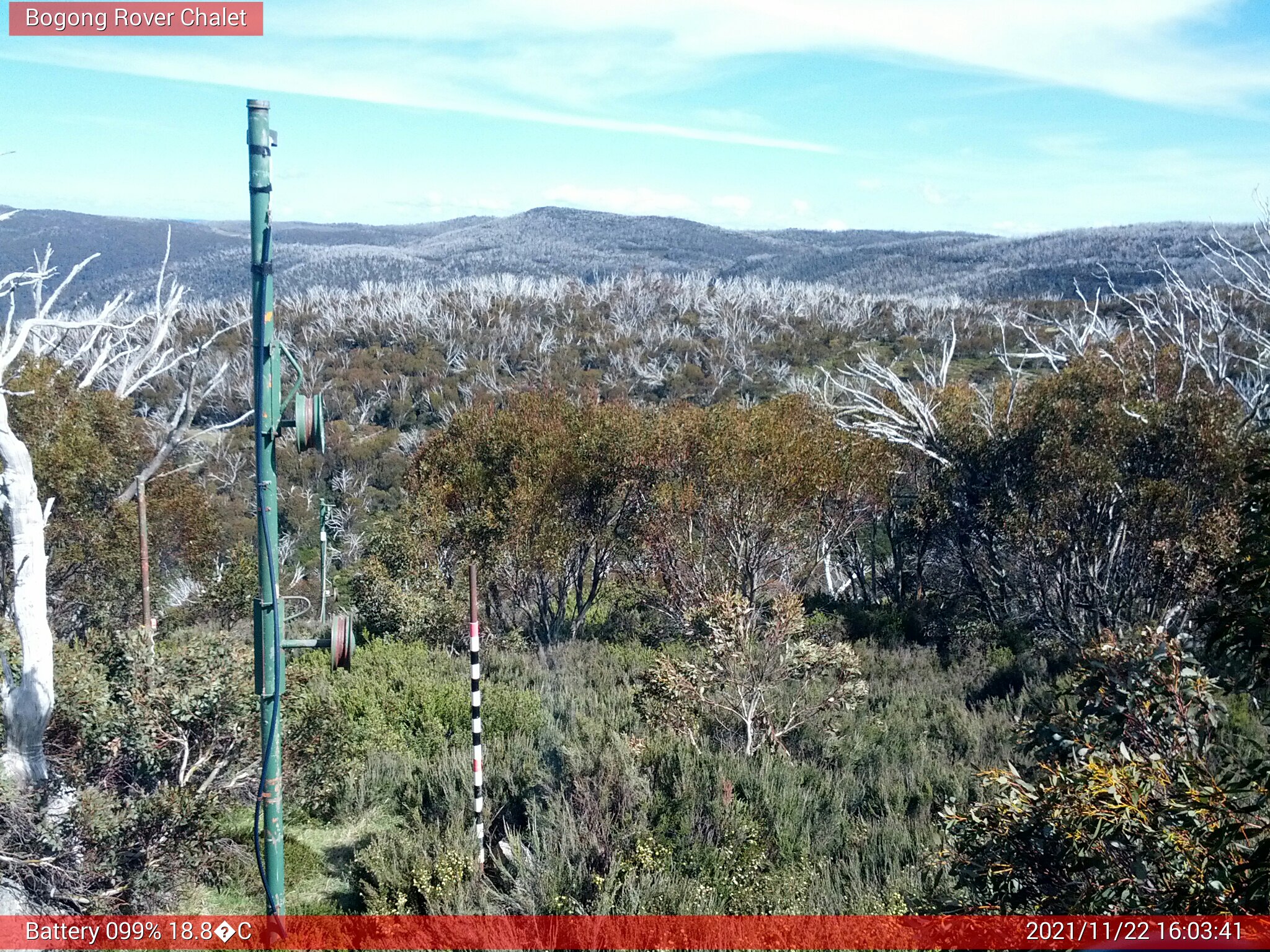 Bogong Web Cam 4:03pm Monday 22nd of November 2021