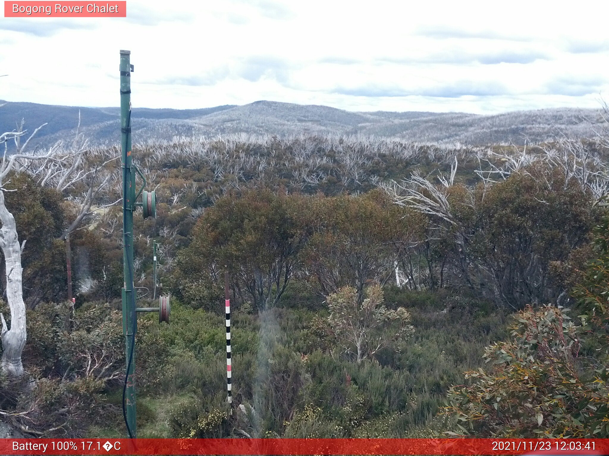 Bogong Web Cam 12:03pm Tuesday 23rd of November 2021