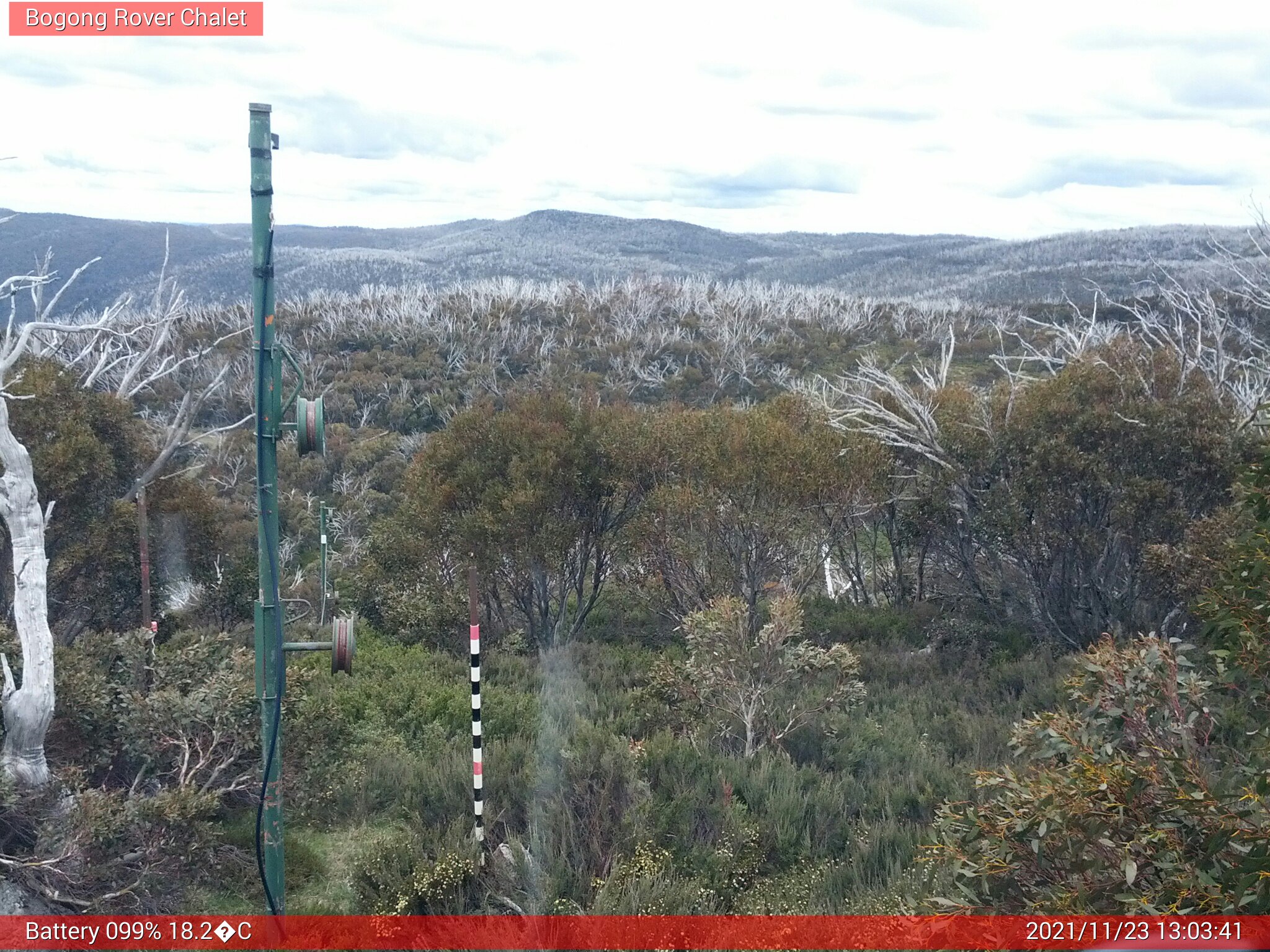 Bogong Web Cam 1:03pm Tuesday 23rd of November 2021