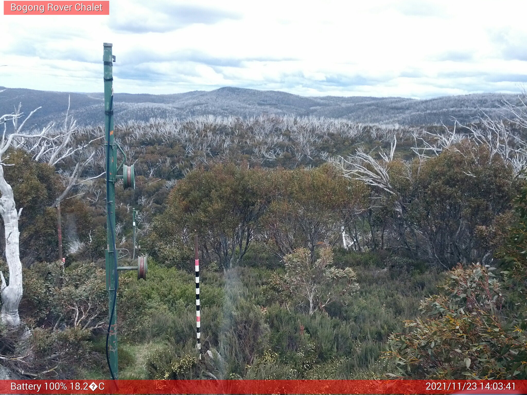 Bogong Web Cam 2:03pm Tuesday 23rd of November 2021