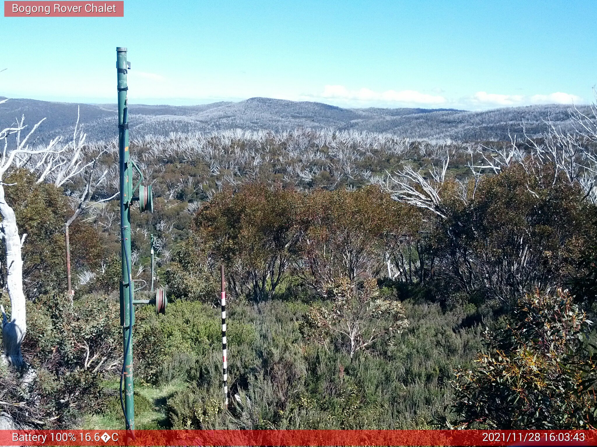 Bogong Web Cam 4:03pm Sunday 28th of November 2021