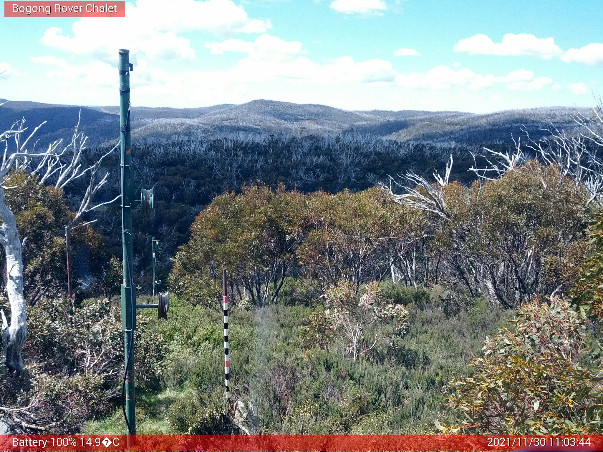 Bogong Web Cam 11:03am Tuesday 30th of November 2021