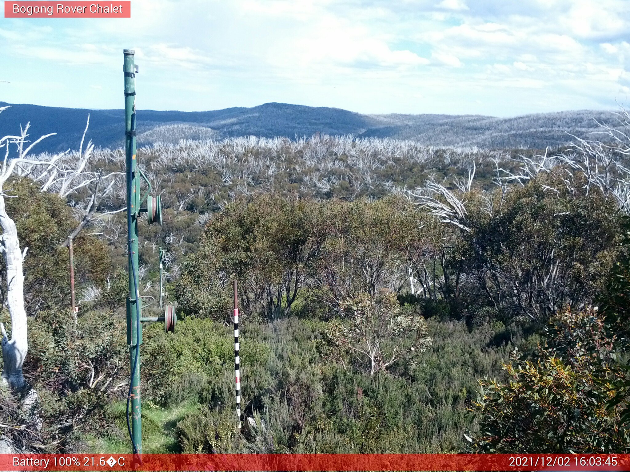 Bogong Web Cam 4:03pm Thursday 2nd of December 2021