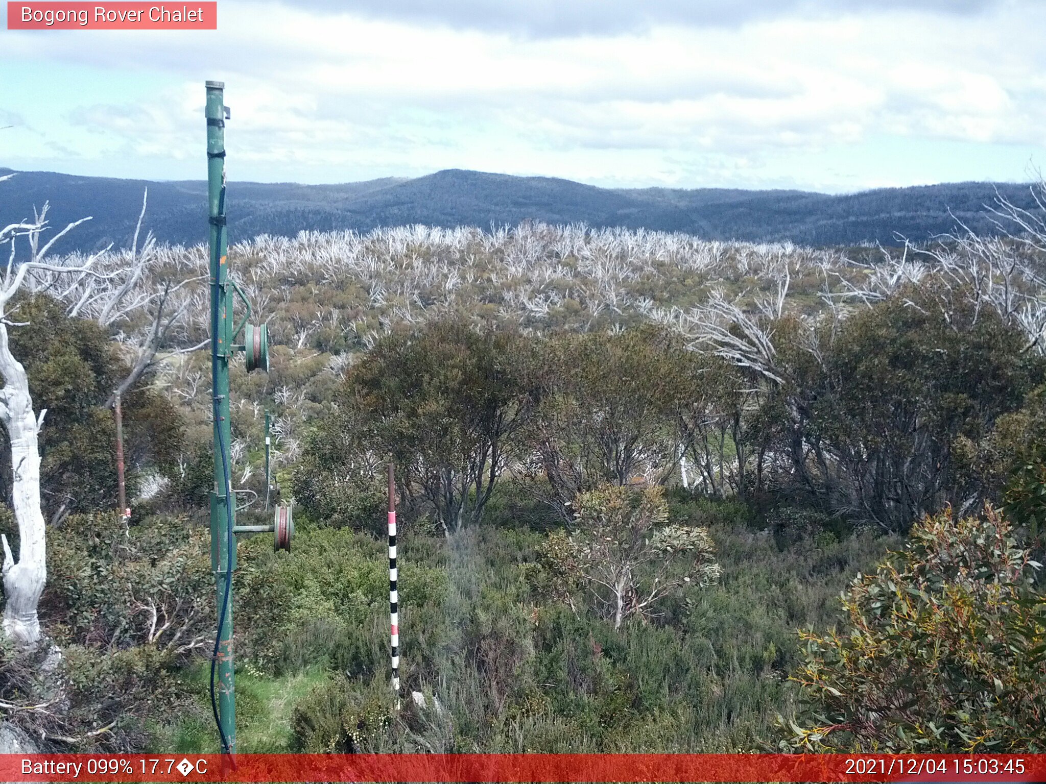 Bogong Web Cam 3:03pm Saturday 4th of December 2021