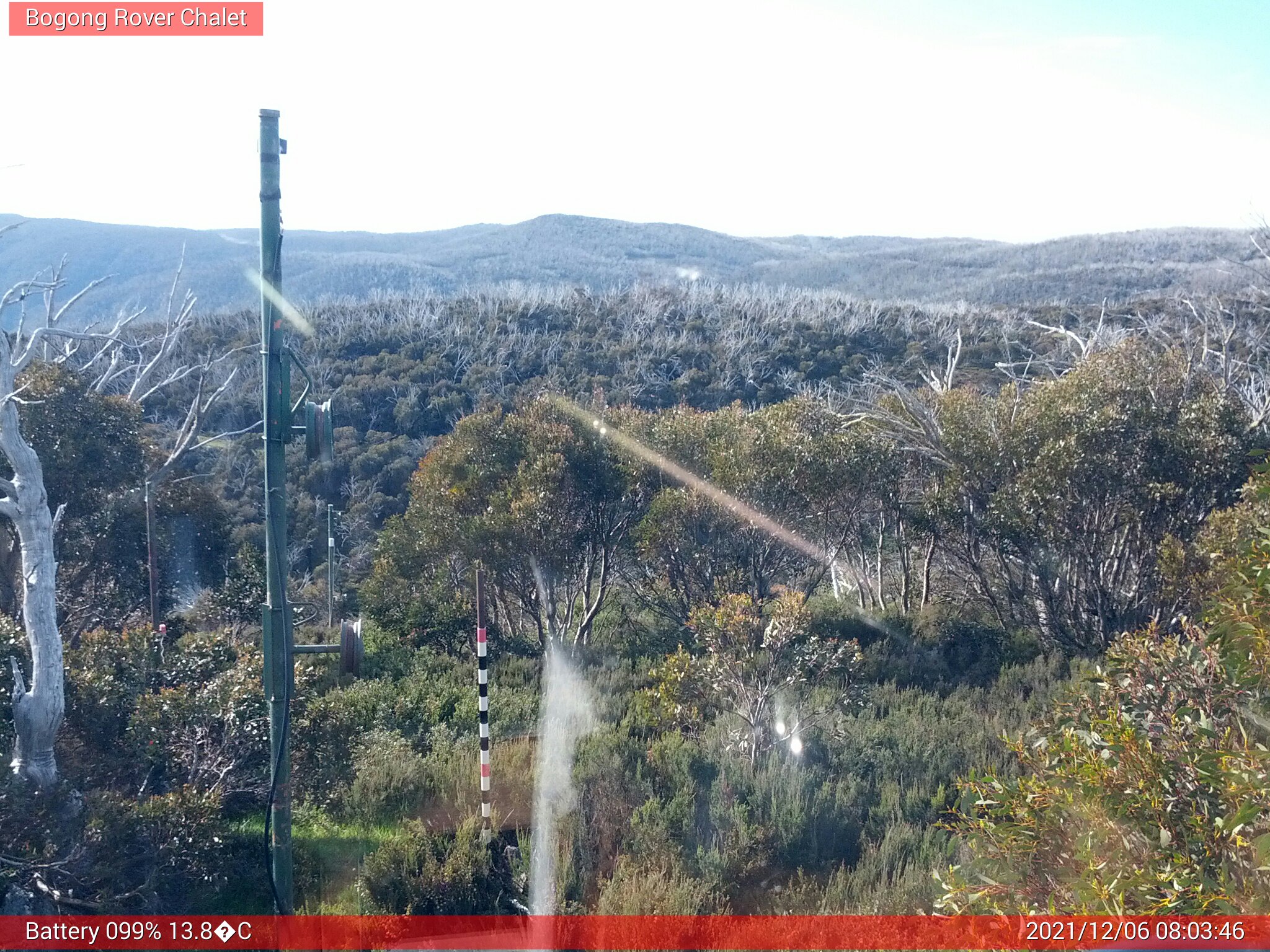 Bogong Web Cam 8:03am Monday 6th of December 2021