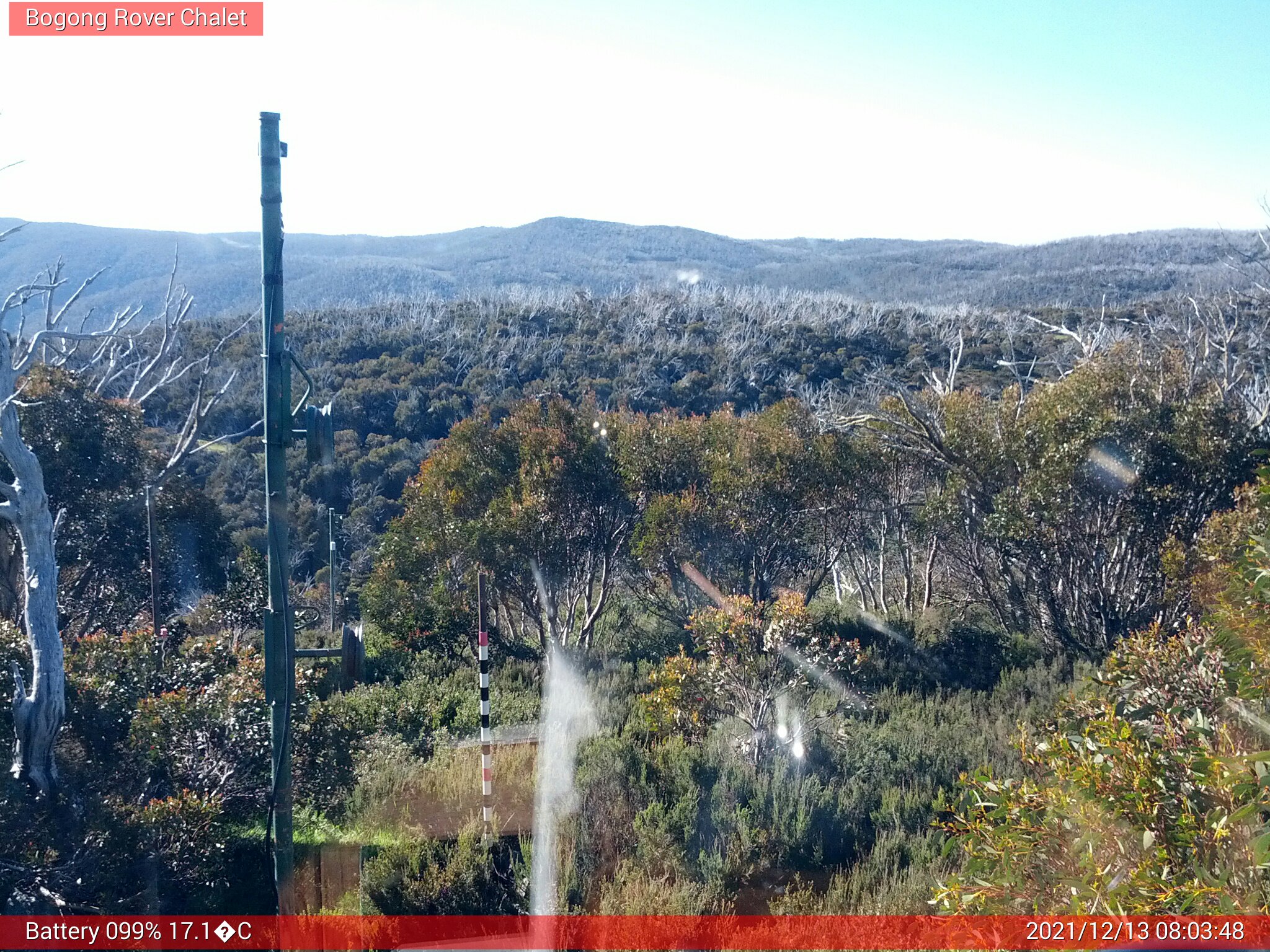 Bogong Web Cam 8:03am Monday 13th of December 2021