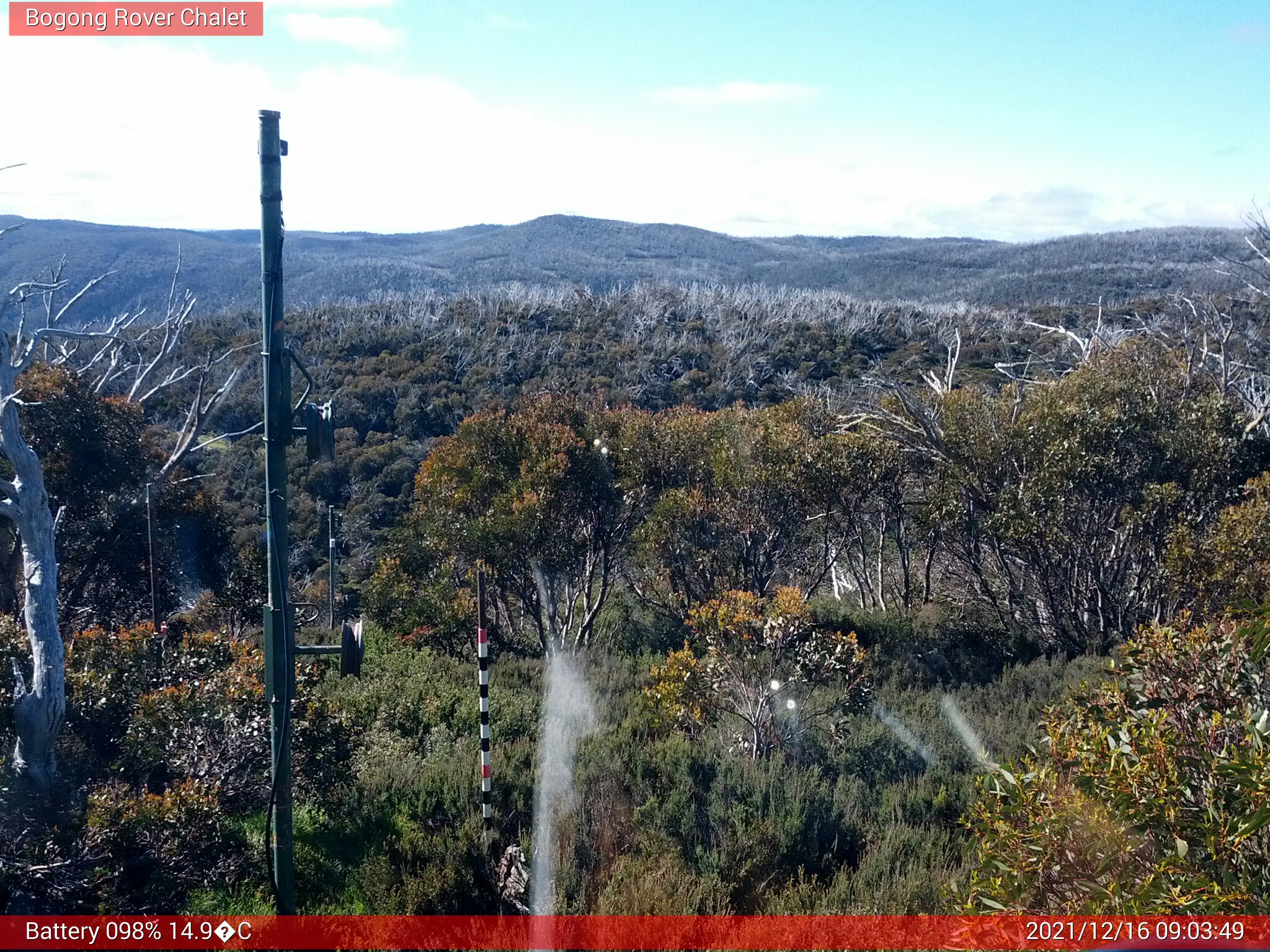 Bogong Web Cam 9:03am Thursday 16th of December 2021