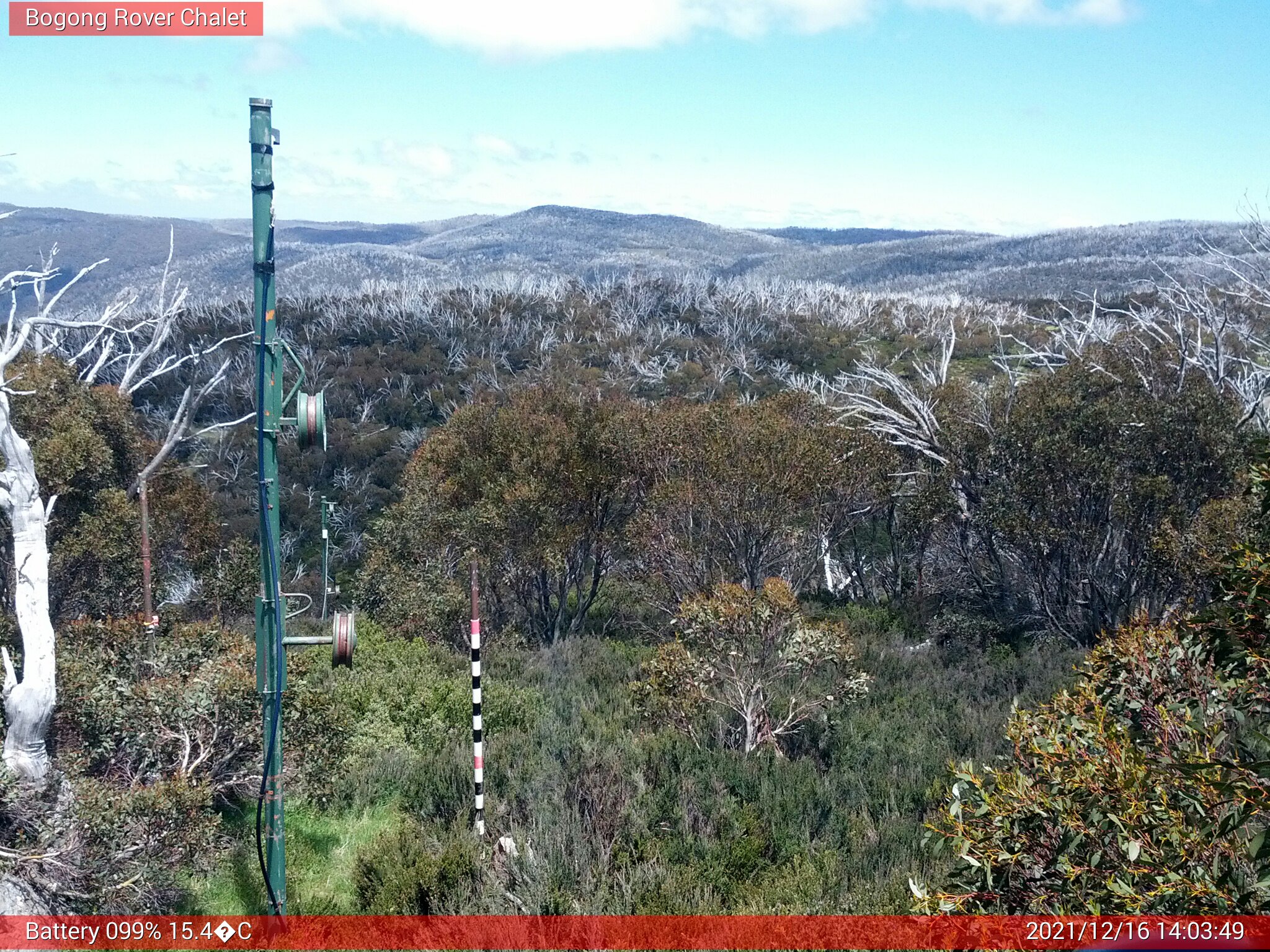 Bogong Web Cam 2:03pm Thursday 16th of December 2021