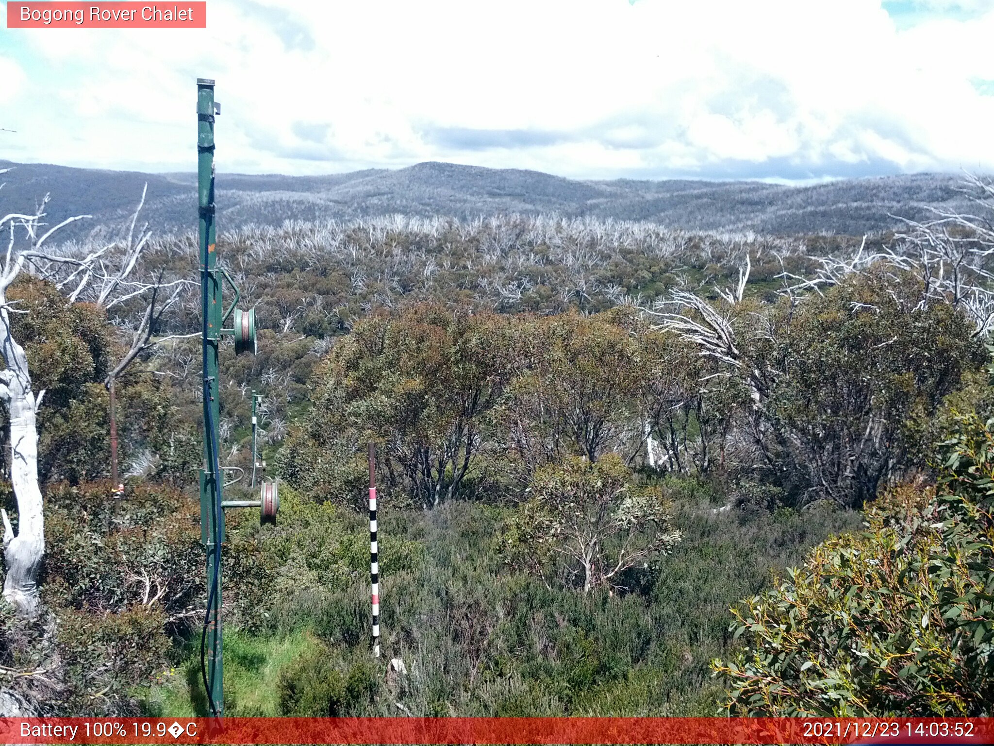 Bogong Web Cam 2:03pm Thursday 23rd of December 2021