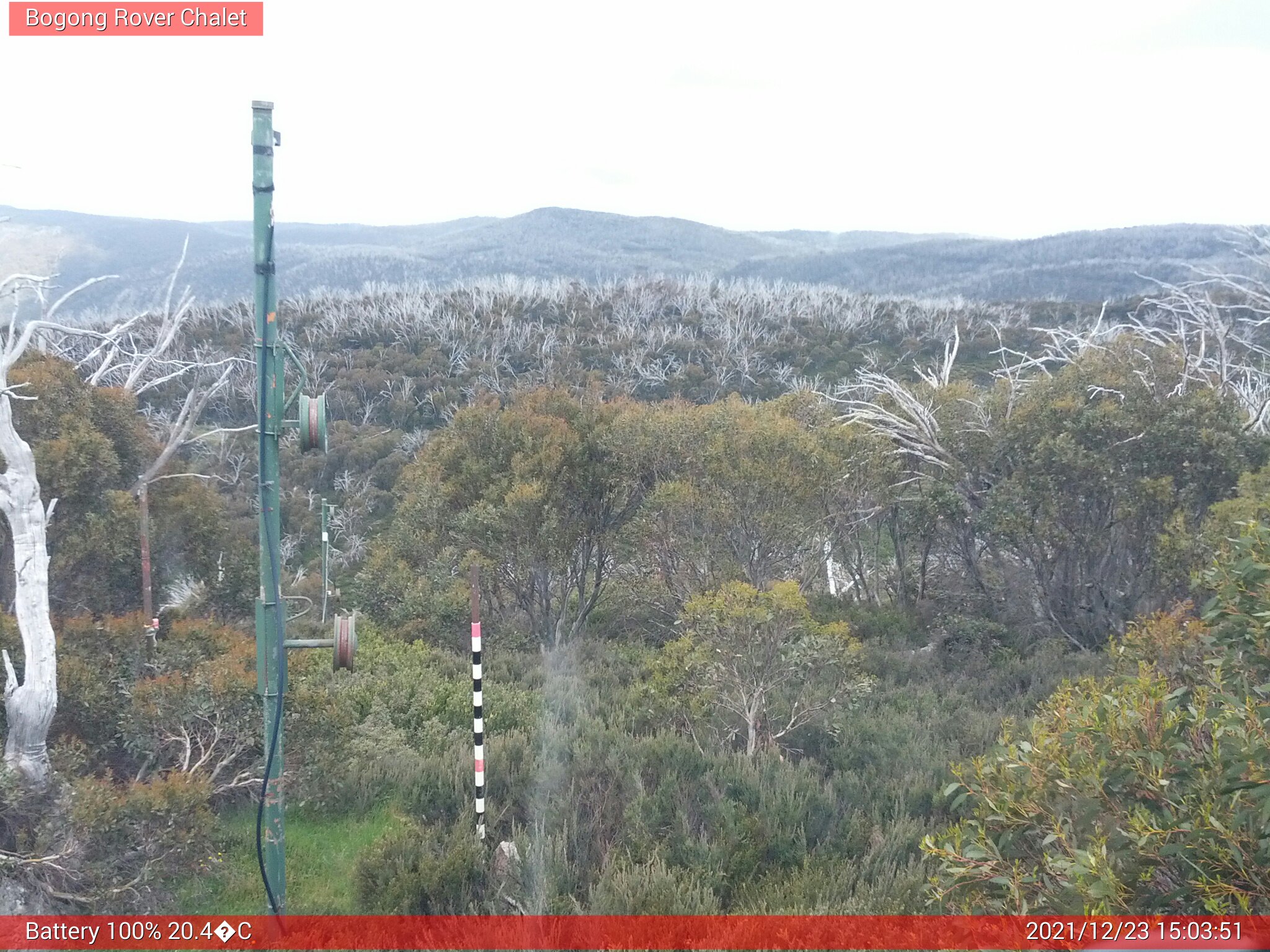 Bogong Web Cam 3:03pm Thursday 23rd of December 2021