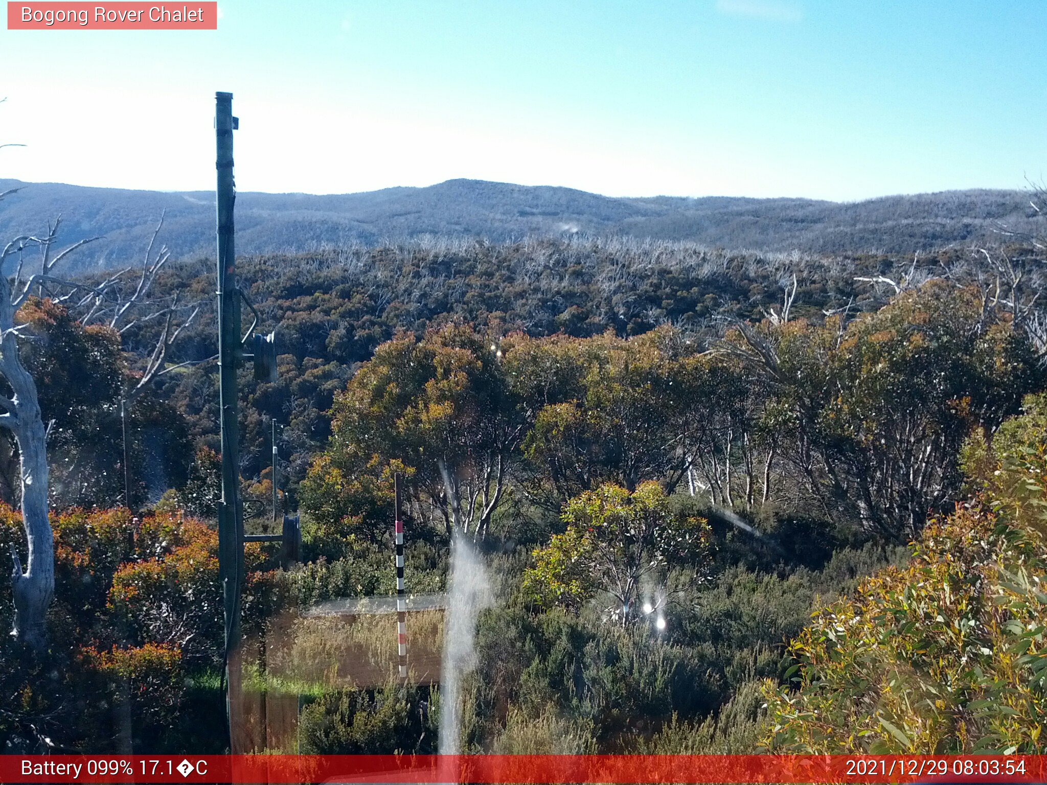 Bogong Web Cam 8:03am Wednesday 29th of December 2021