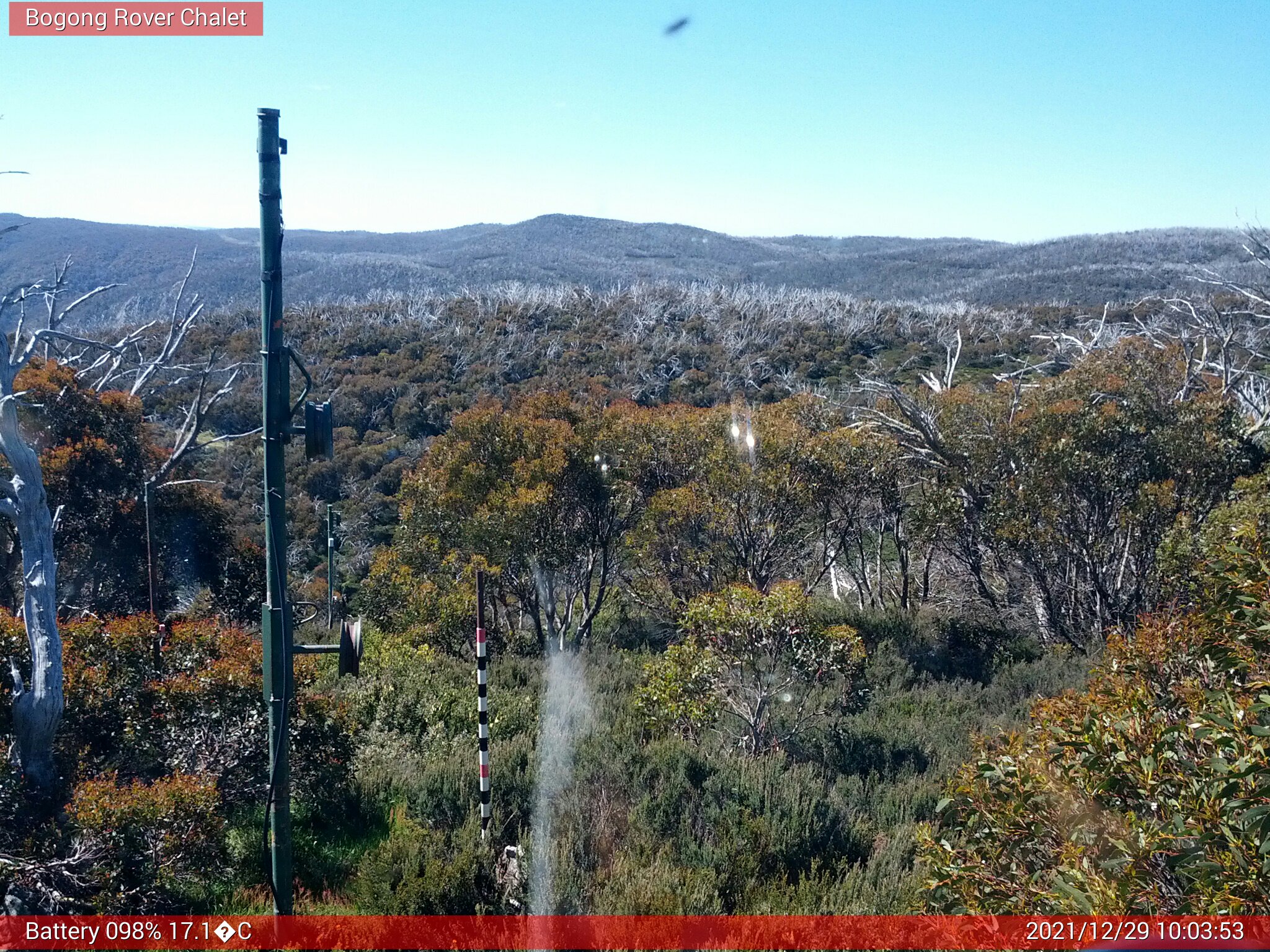 Bogong Web Cam 10:03am Wednesday 29th of December 2021