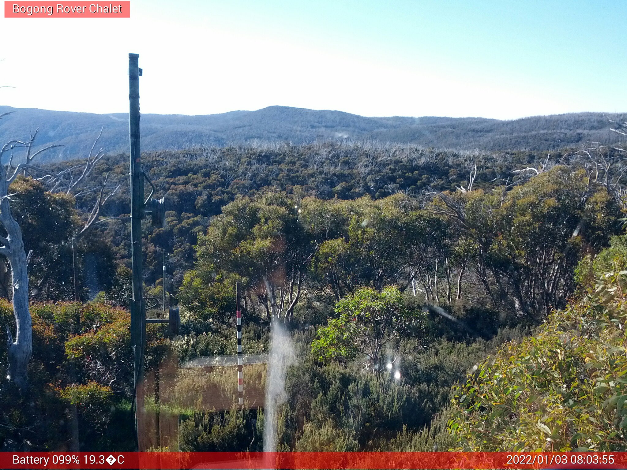 Bogong Web Cam 8:03am Monday 3rd of January 2022